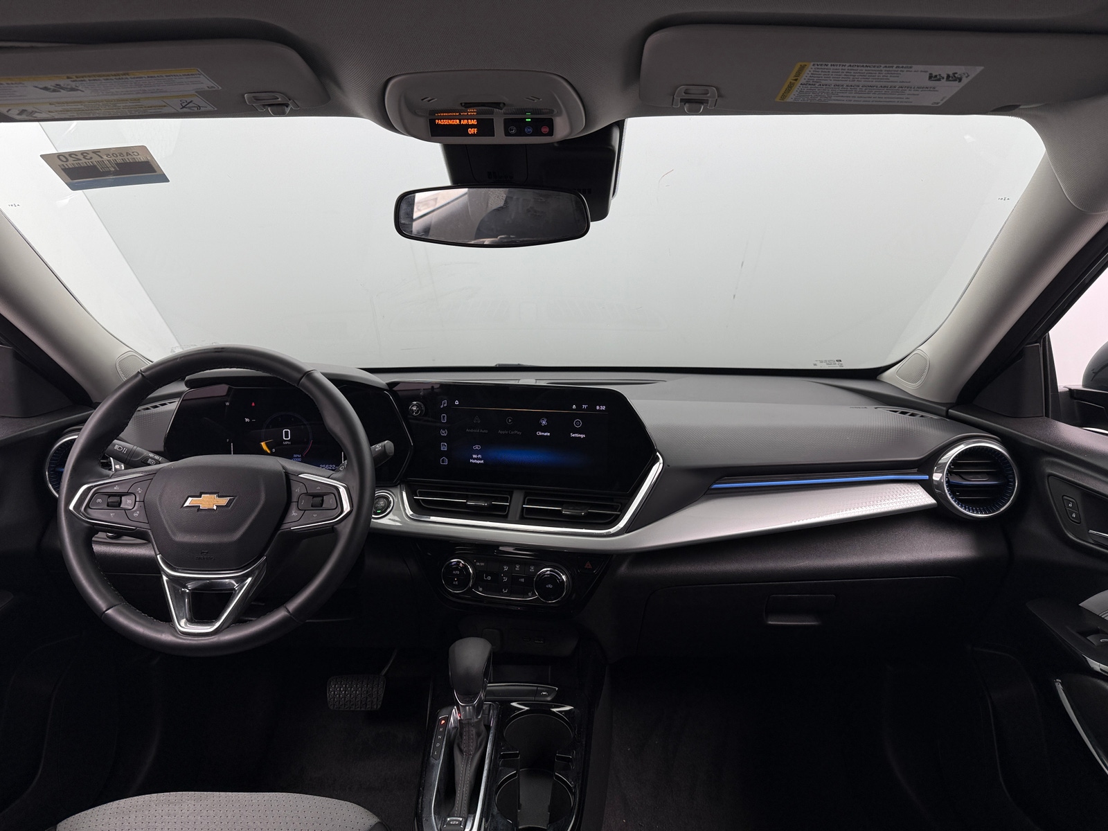 Thumbnail: 2025 Chevrolet Trax - 3