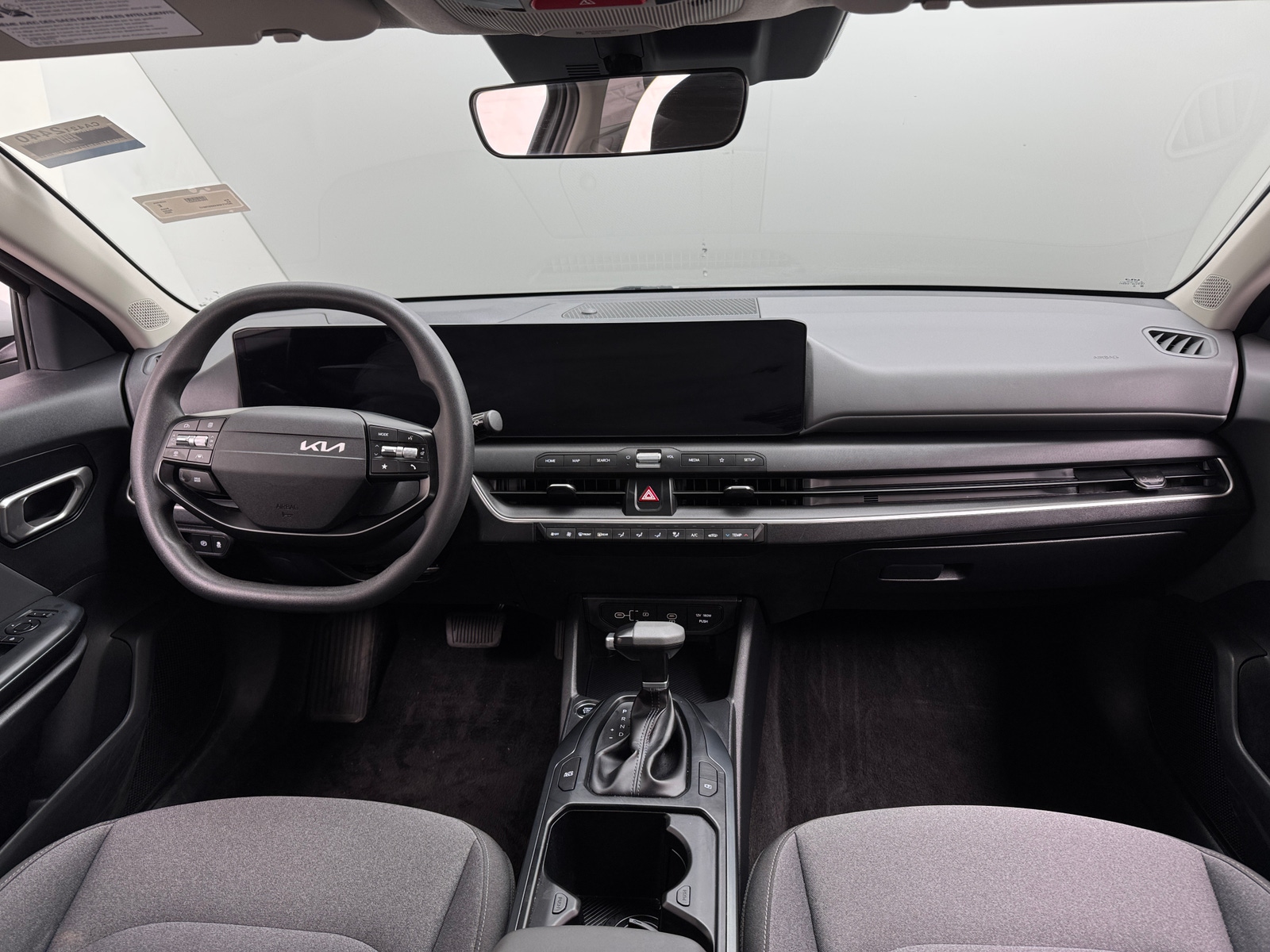 Thumbnail: 2025 Kia K4 - 3