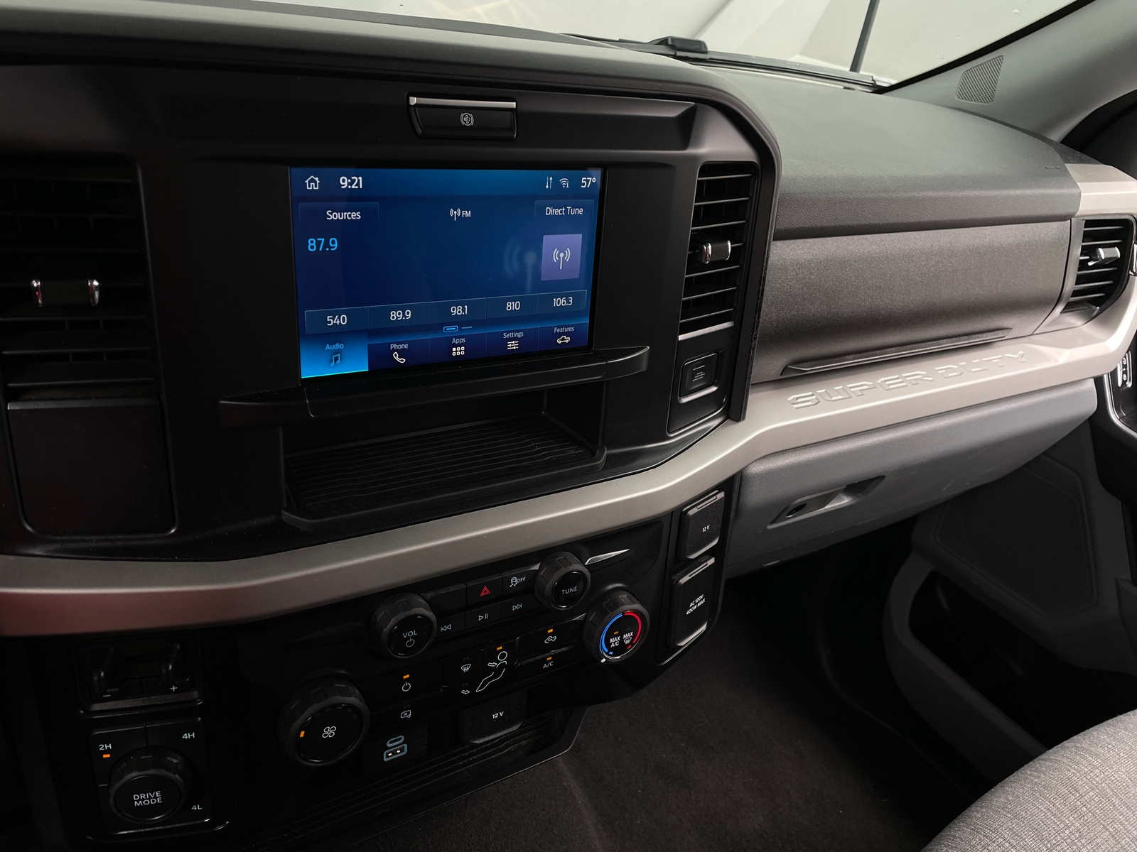 Thumbnail: 2025 Ford Econoline - 4