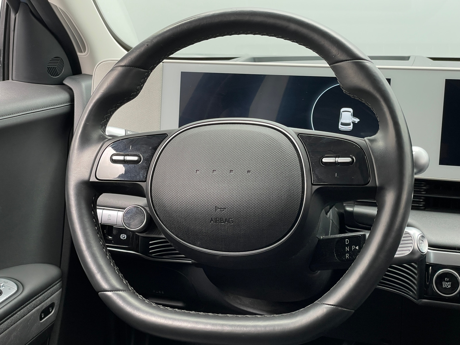 Thumbnail: 2024 Hyundai Ioniq 5 - 4