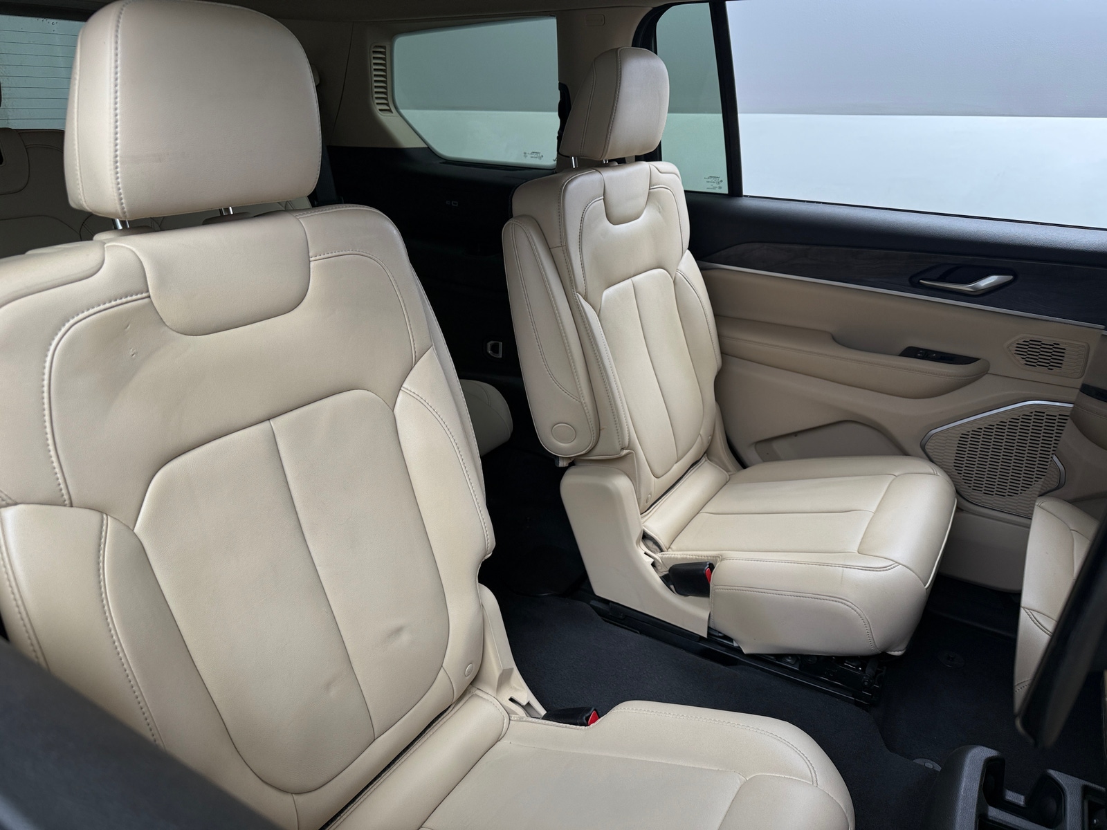 Thumbnail: 2022 Jeep Grand Cherokee L - 5