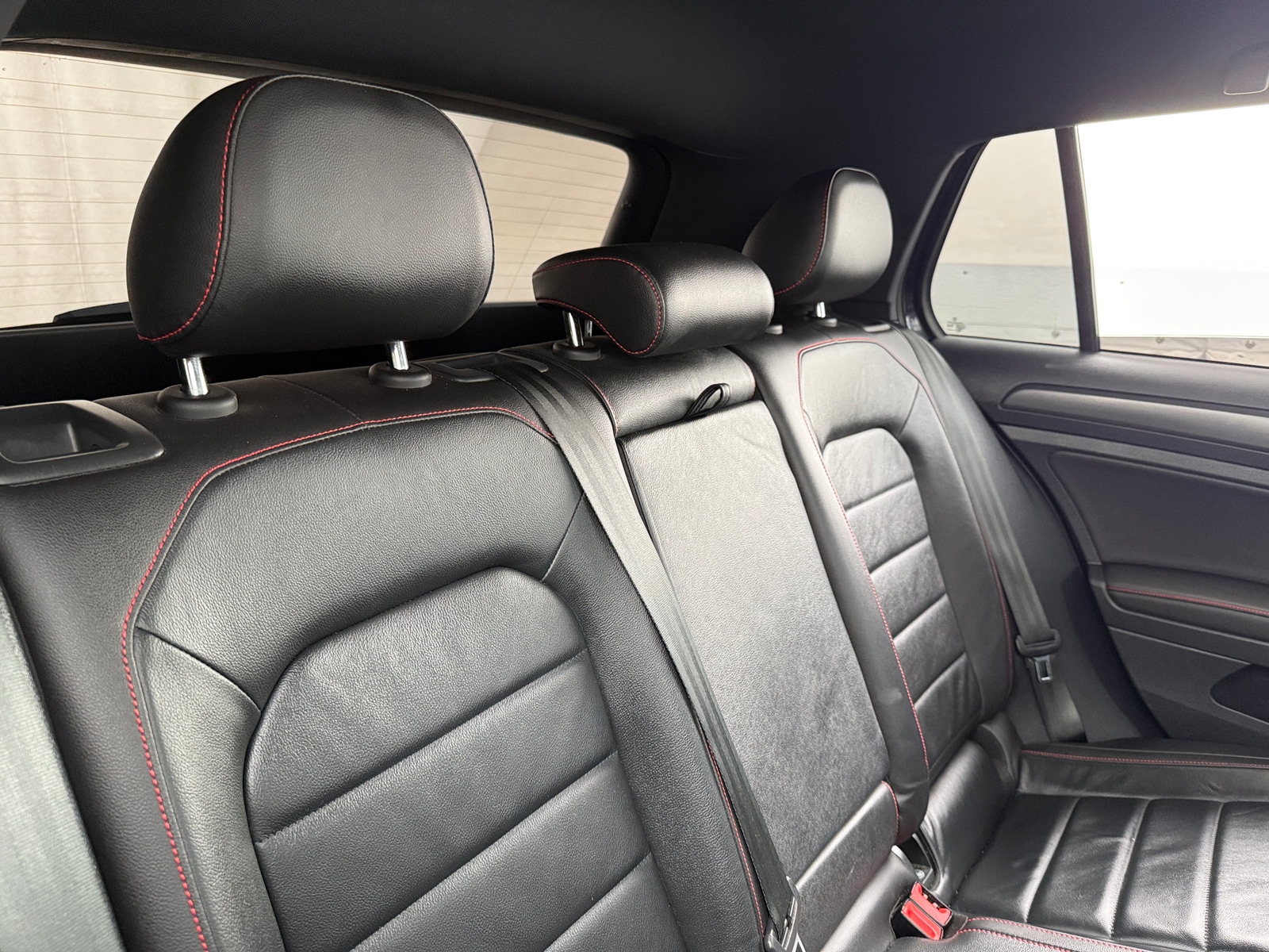 Thumbnail: 2019 Volkswagen Golf - 5