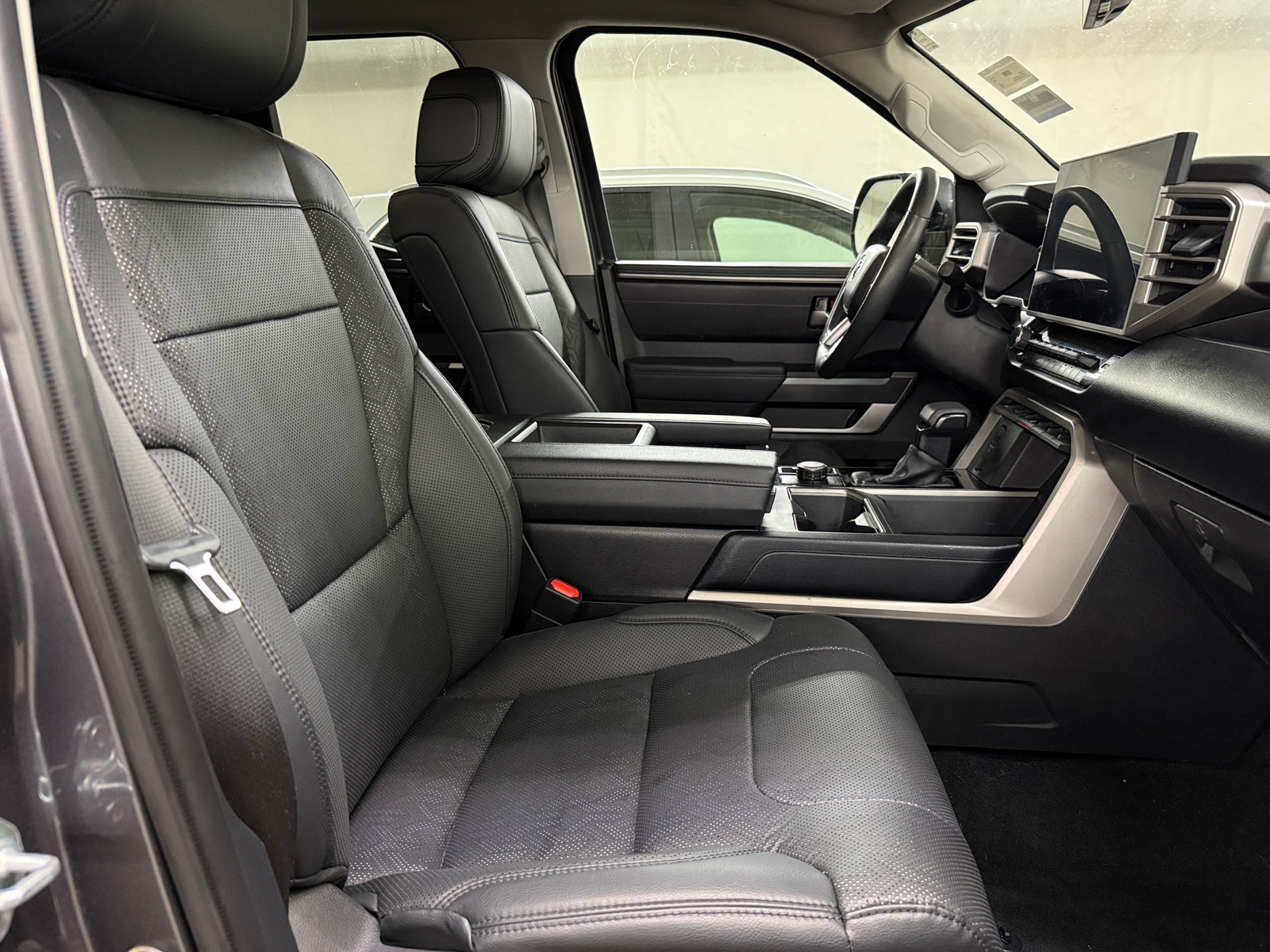 Thumbnail: 2024 Toyota Tundra - 2