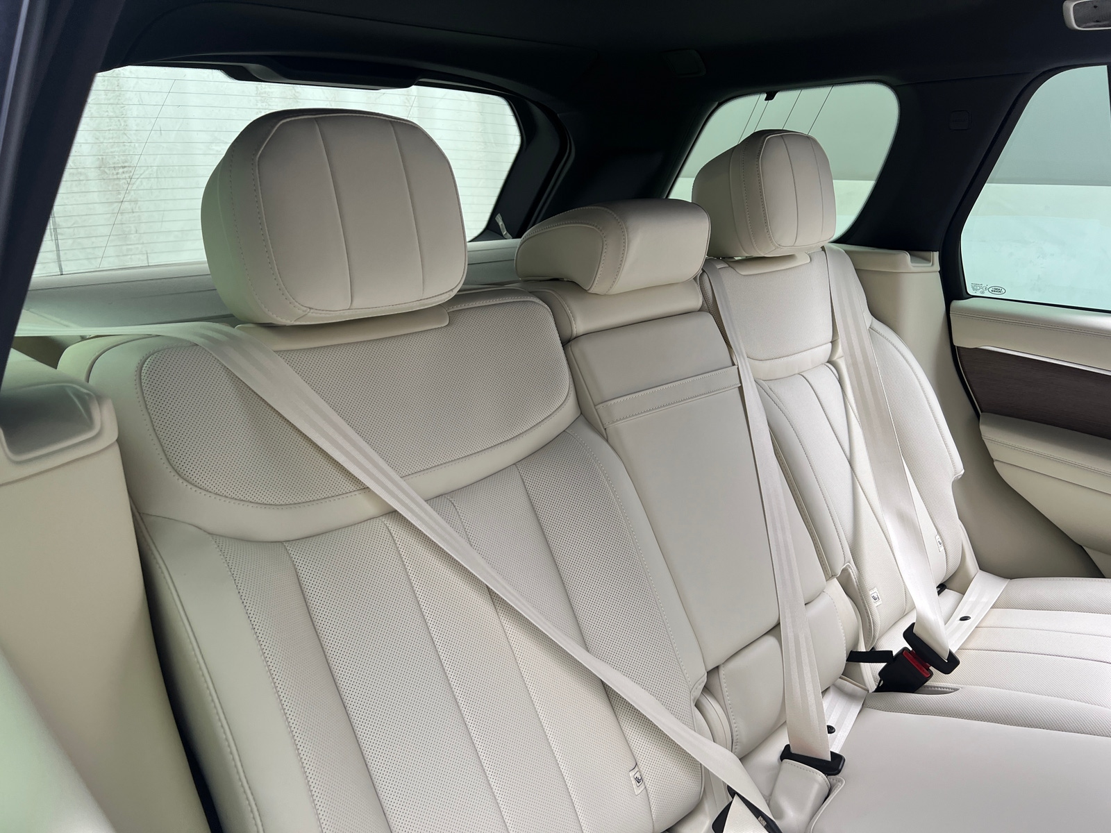 Thumbnail: 2026 Land Rover Range Rover - 5