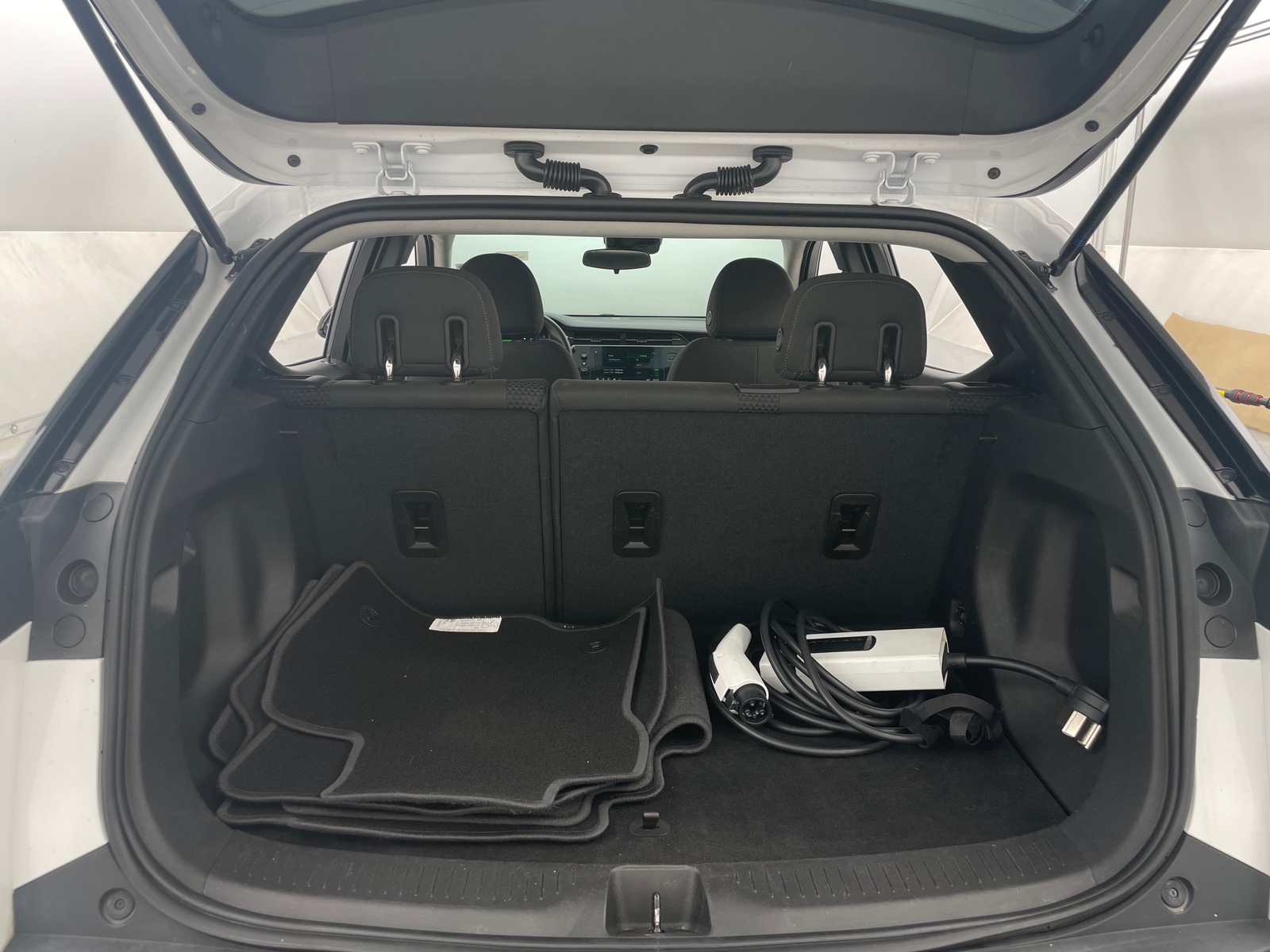 Thumbnail: 2023 Chevrolet Bolt EUV - 7