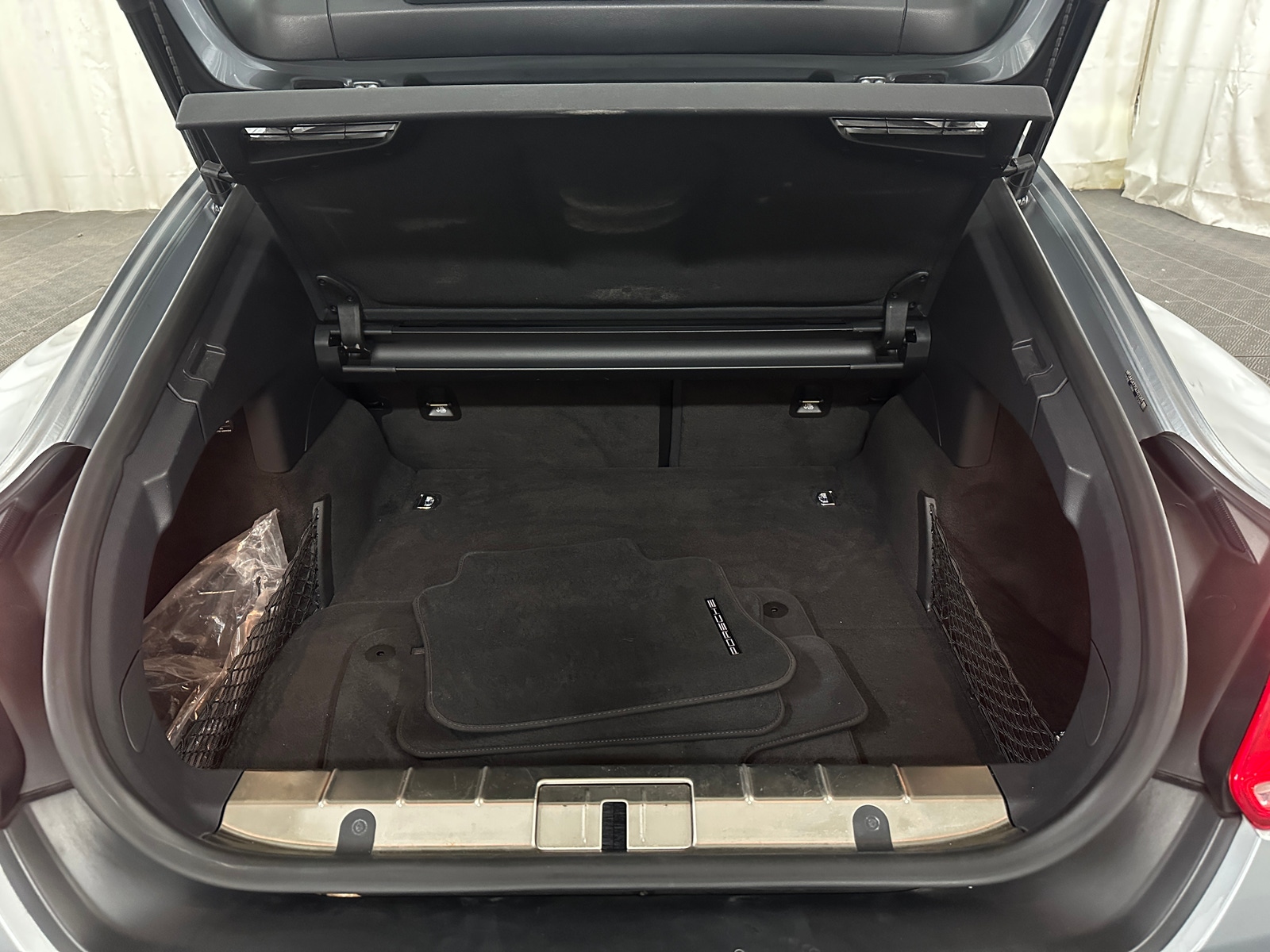 Thumbnail: 2016 Porsche Panamera - 6