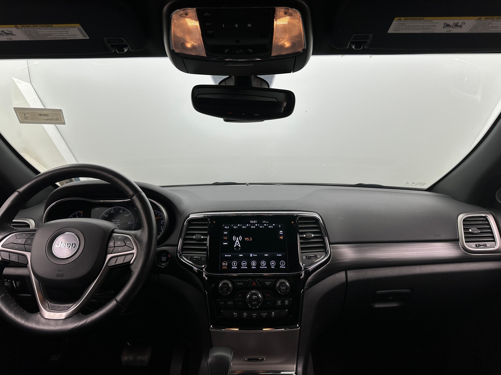 Thumbnail: 2019 Jeep Grand Cherokee - 3