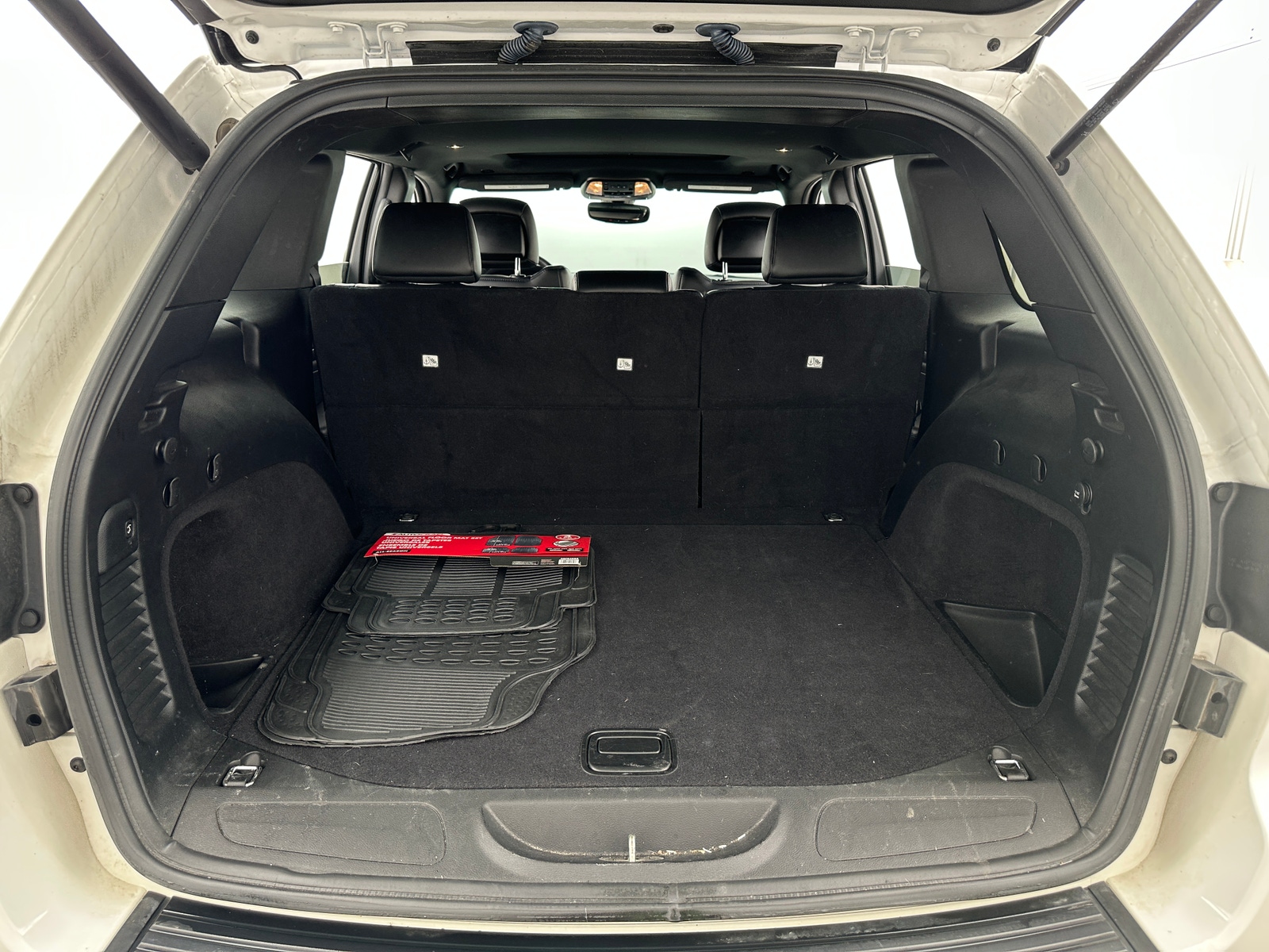 Thumbnail: 2019 Jeep Grand Cherokee - 7