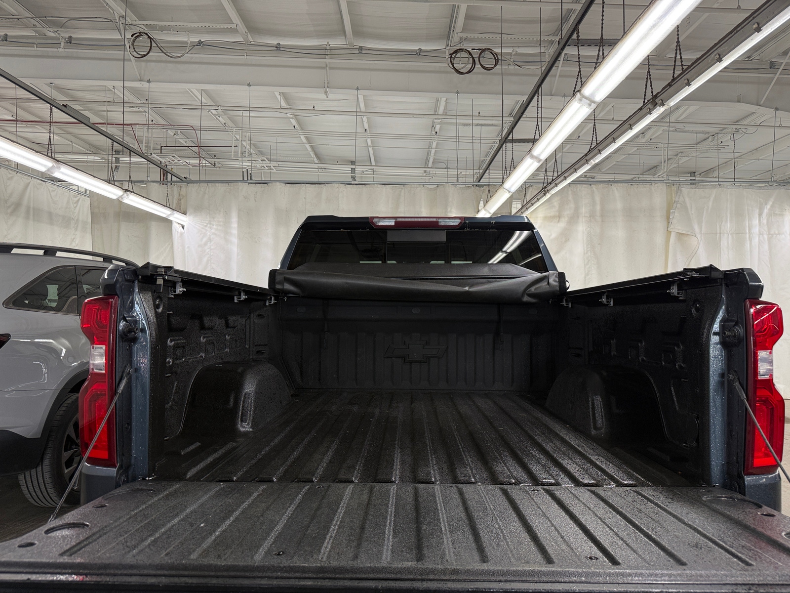 Thumbnail: 2019 Chevrolet Silverado 1500 - 6