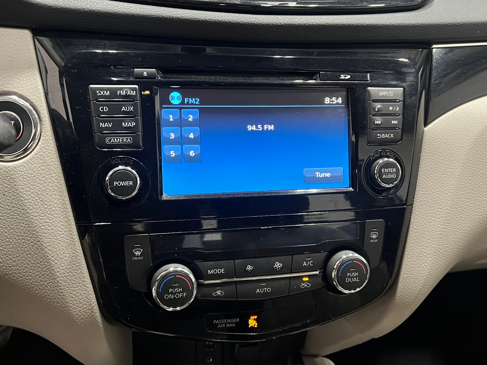 Thumbnail: 2018 Nissan Rogue Sport - 3