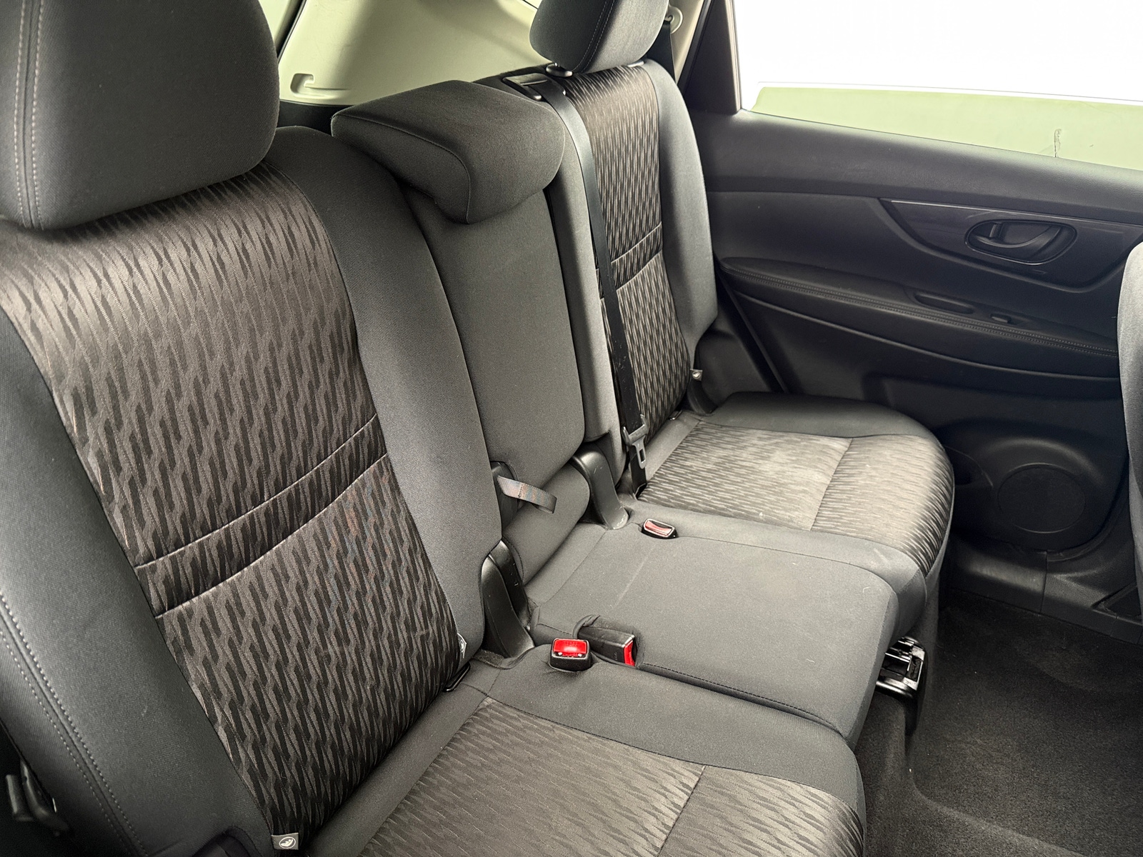 Thumbnail: 2019 Nissan Rogue - 6