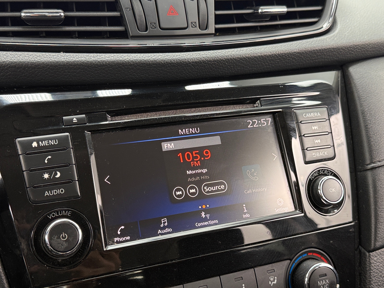 Thumbnail: 2019 Nissan Rogue - 4