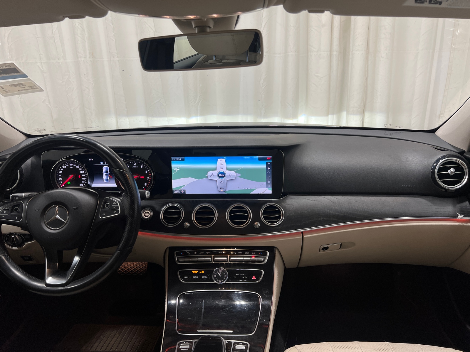 Thumbnail: 2017 Mercedes-Benz E-Class - 2