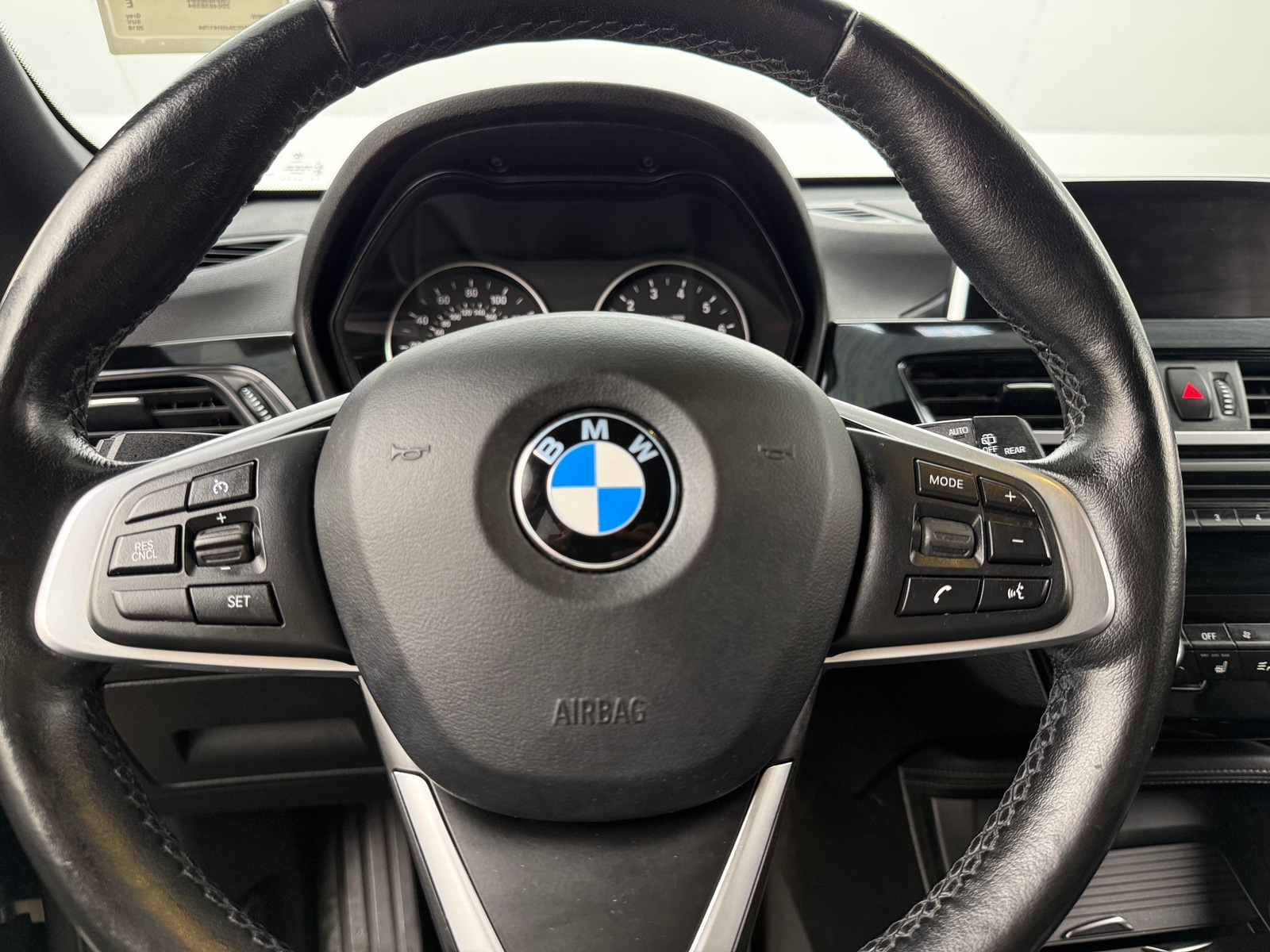 Thumbnail: 2018 BMW X1 - 4