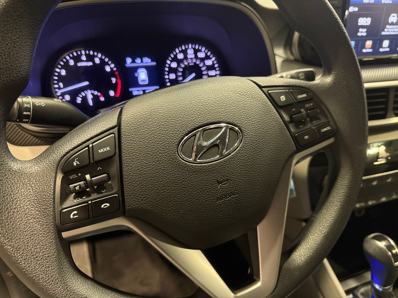 Thumbnail: 2019 Hyundai Tucson - 5