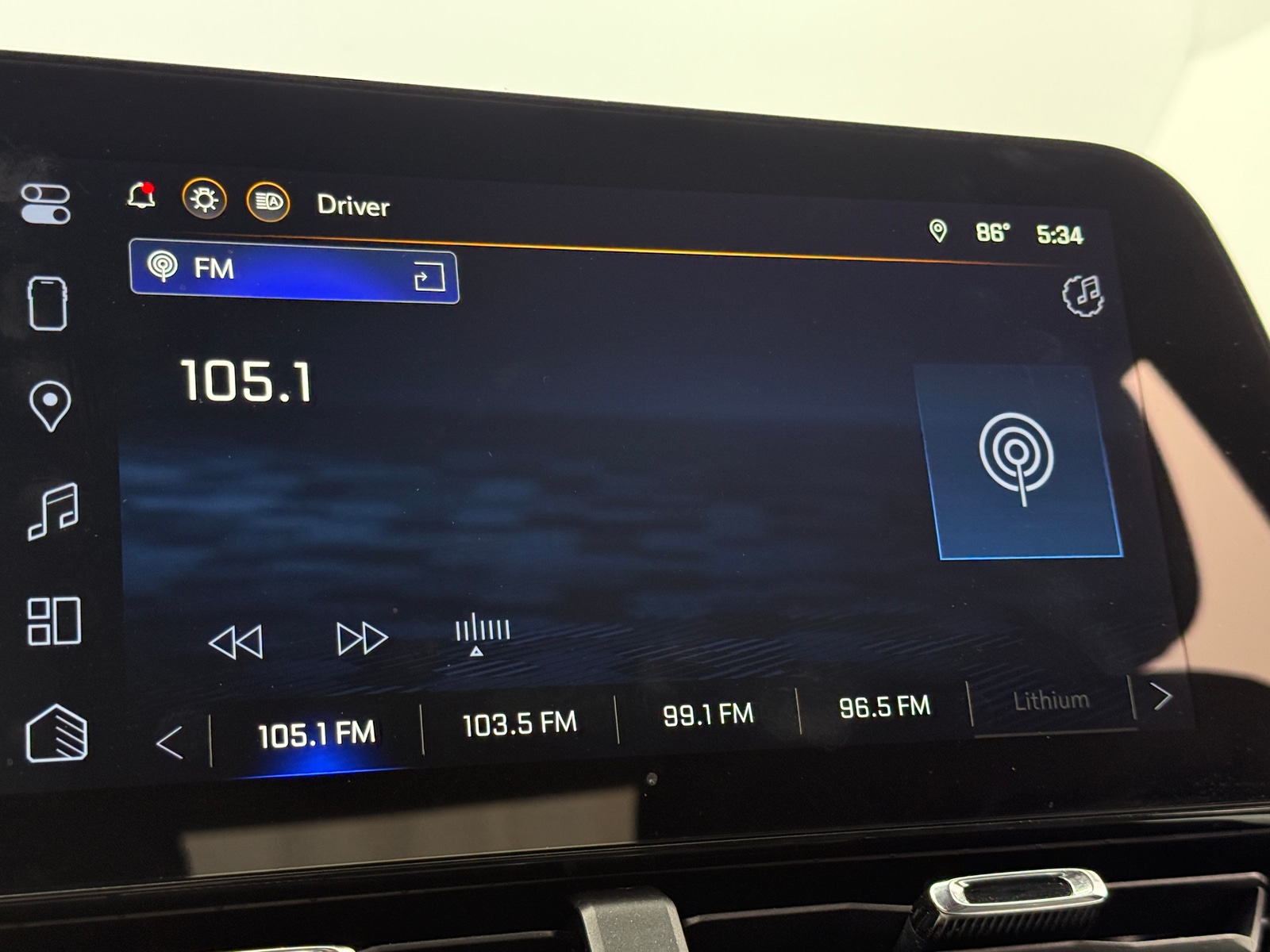 Thumbnail: 2025 Chevrolet Equinox - 4