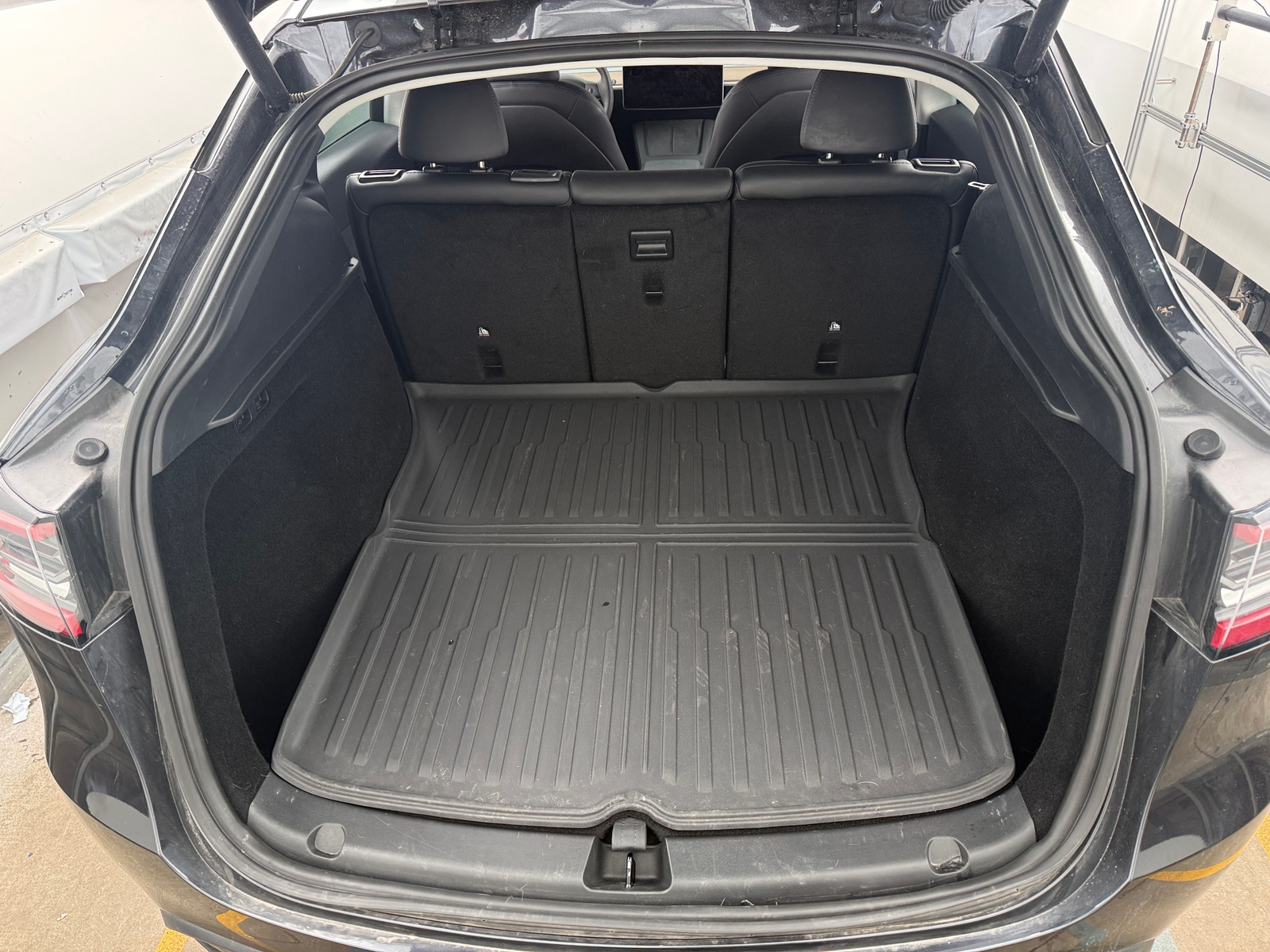 Thumbnail: 2024 Tesla Model Y - 6