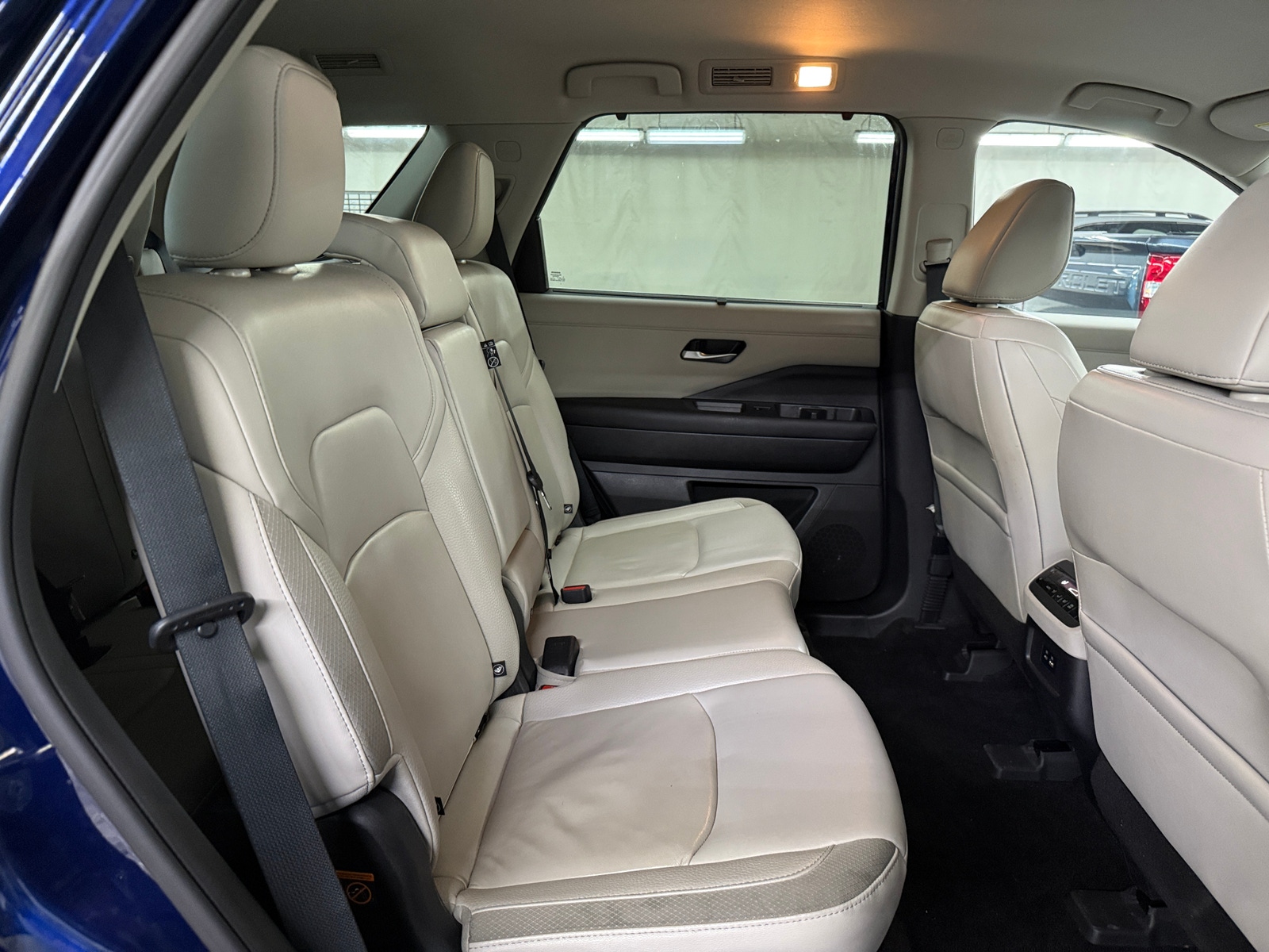 Thumbnail: 2022 Nissan Pathfinder - 5