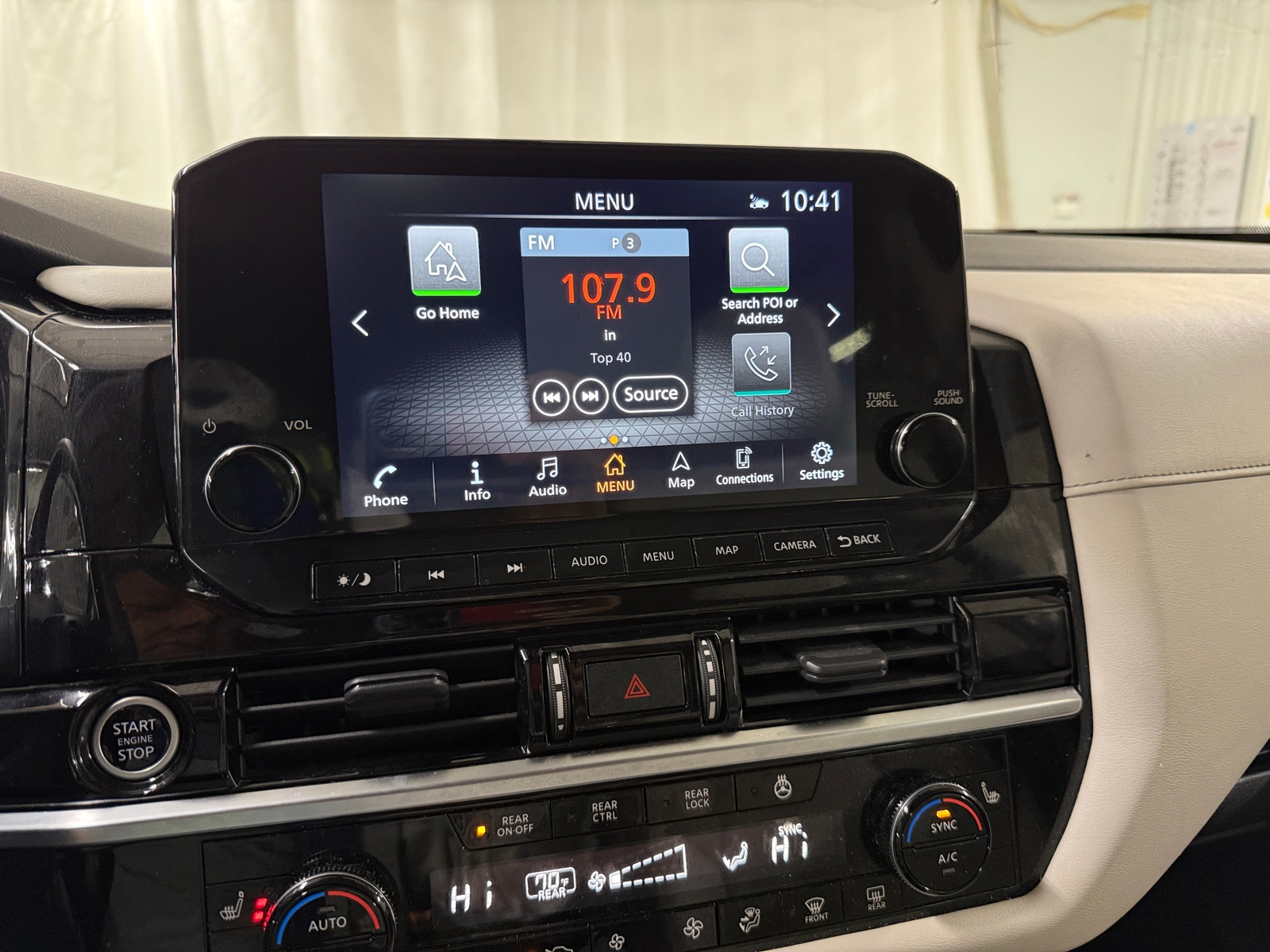 Thumbnail: 2022 Nissan Pathfinder - 3