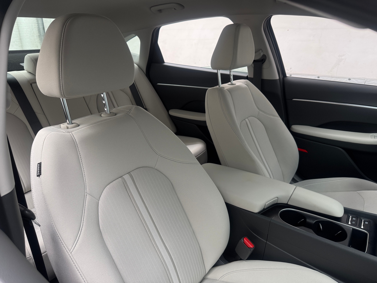 Thumbnail: 2024 Hyundai Sonata - 2