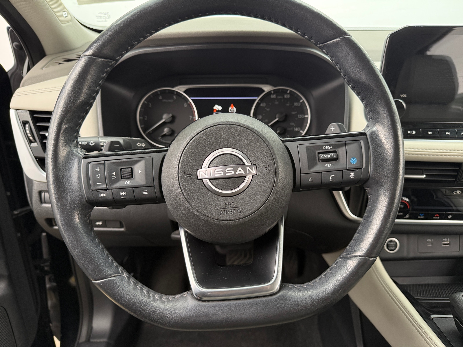 Thumbnail: 2023 Nissan Rogue - 4