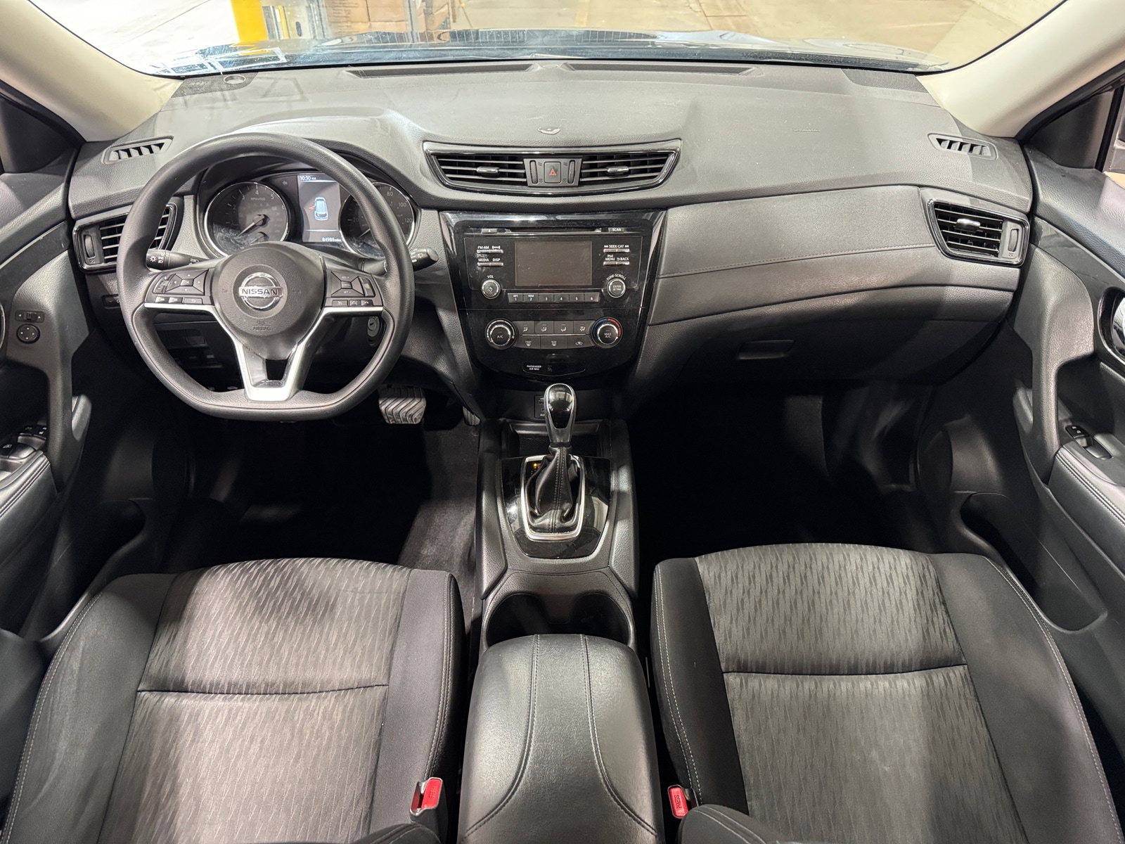 Thumbnail: 2017 Nissan Rogue - 3