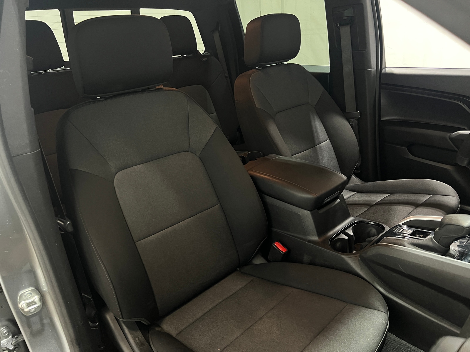 Thumbnail: 2024 Chevrolet Colorado - 2