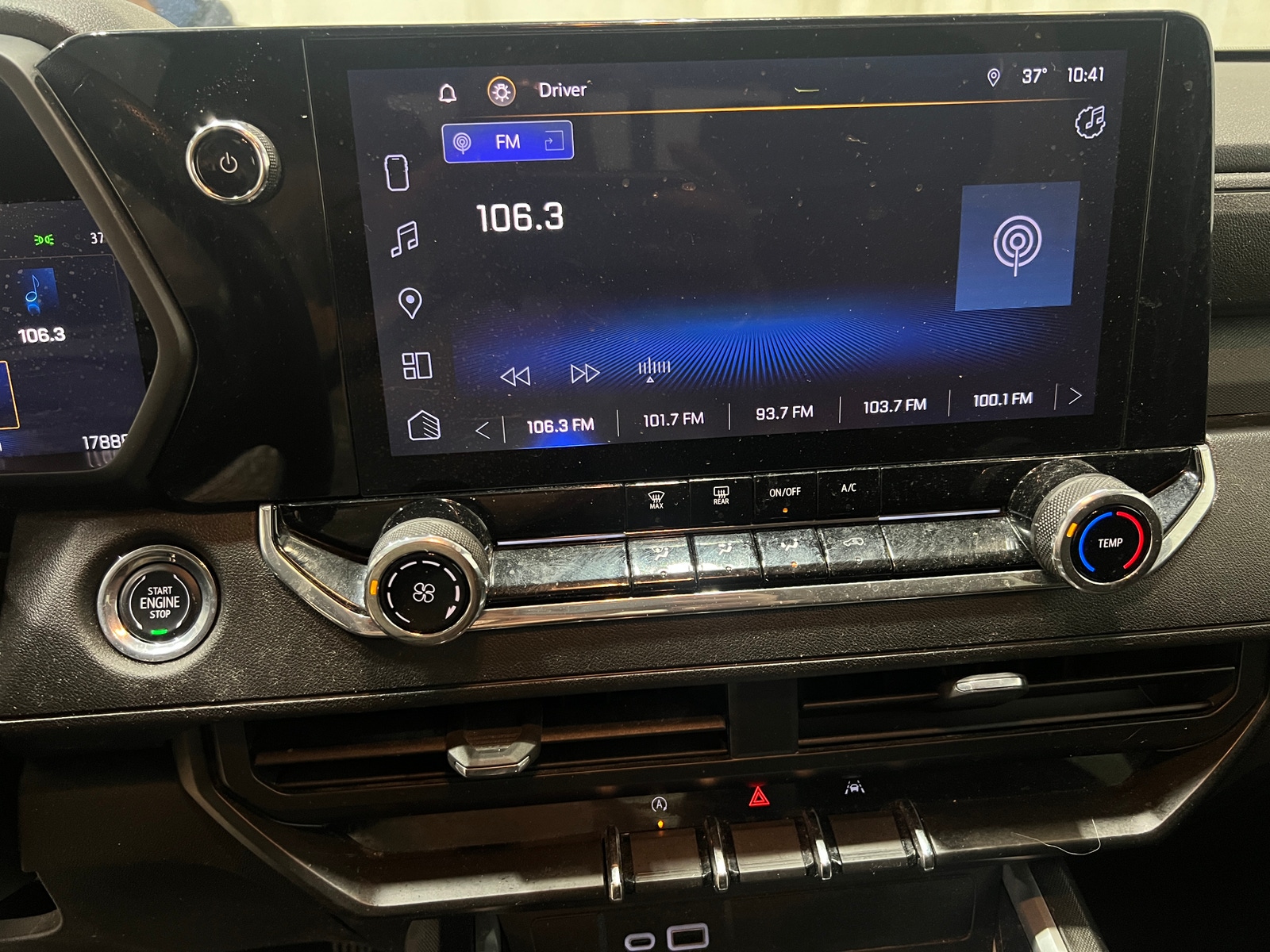 Thumbnail: 2024 Chevrolet Colorado - 4