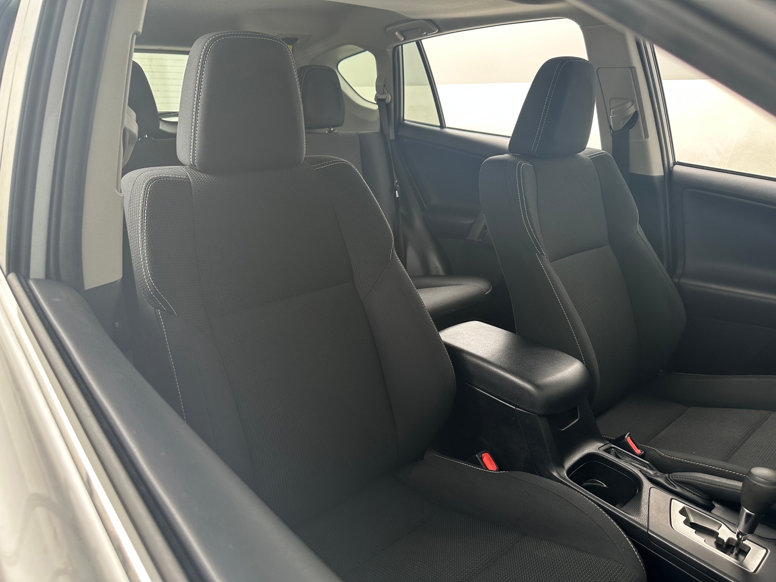 Thumbnail: 2018 Toyota RAV4 - 2