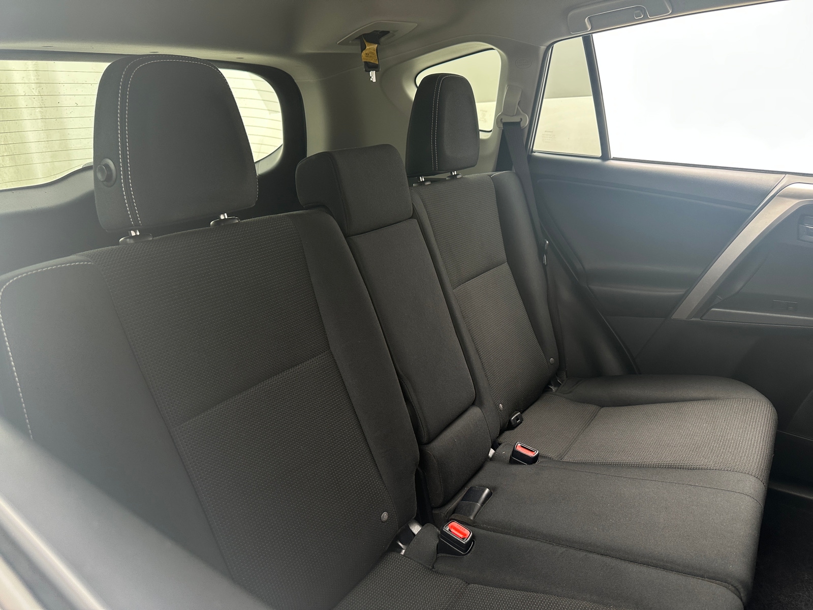 Thumbnail: 2018 Toyota RAV4 - 6