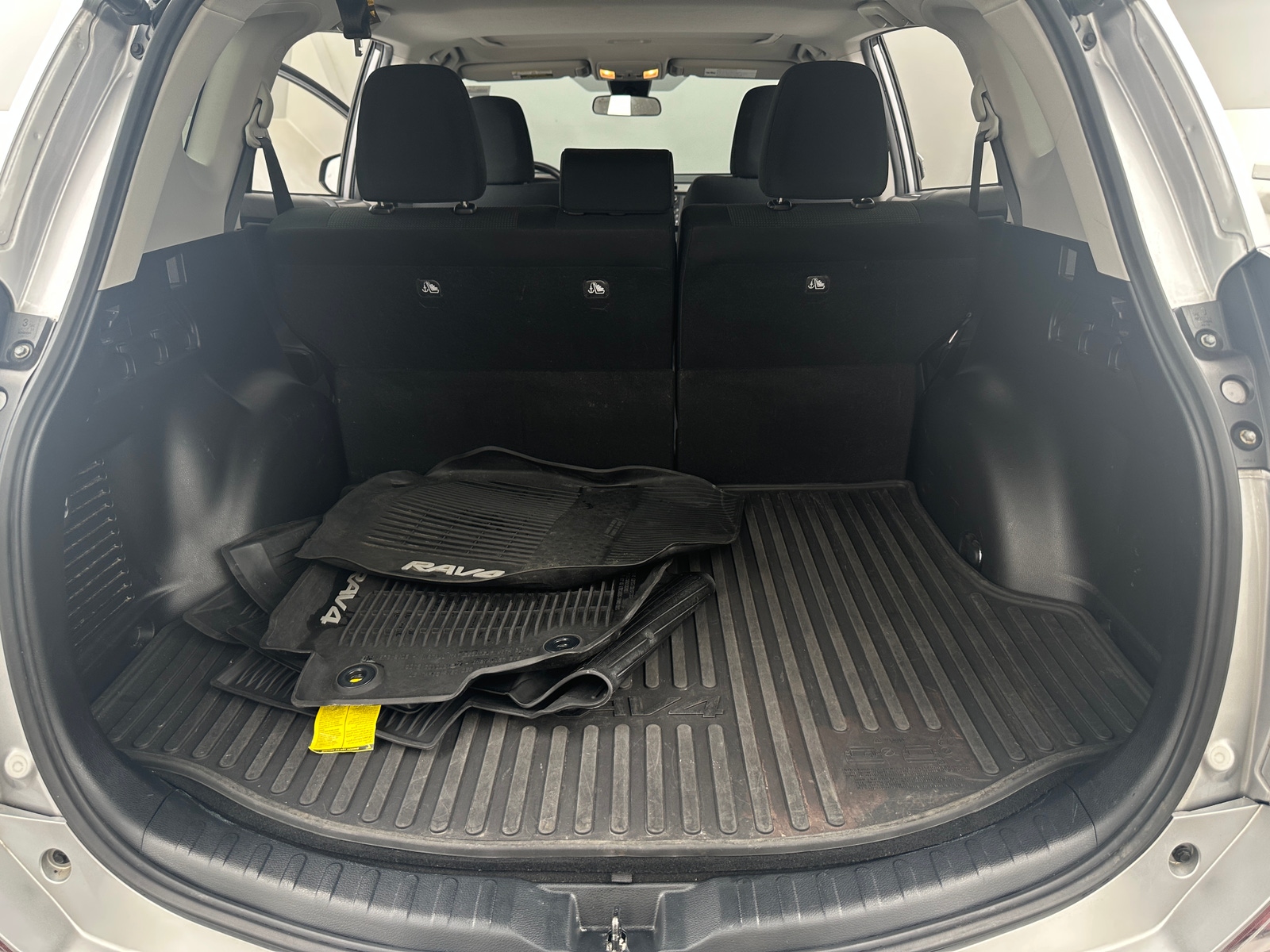 Thumbnail: 2018 Toyota RAV4 - 7