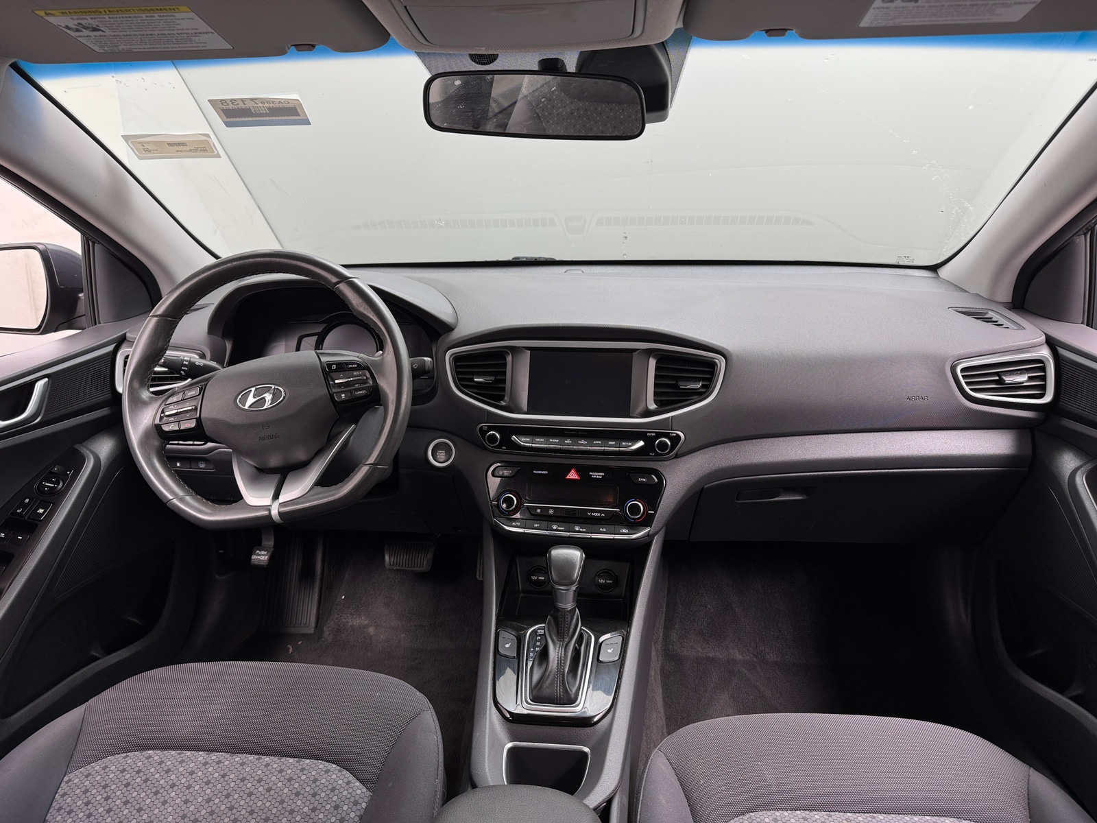 Thumbnail: 2019 Hyundai Ioniq - 3