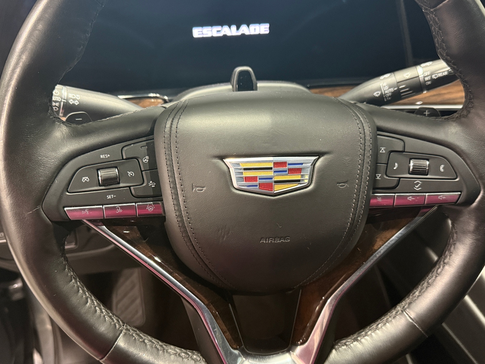 Thumbnail: 2023 Cadillac Escalade - 4