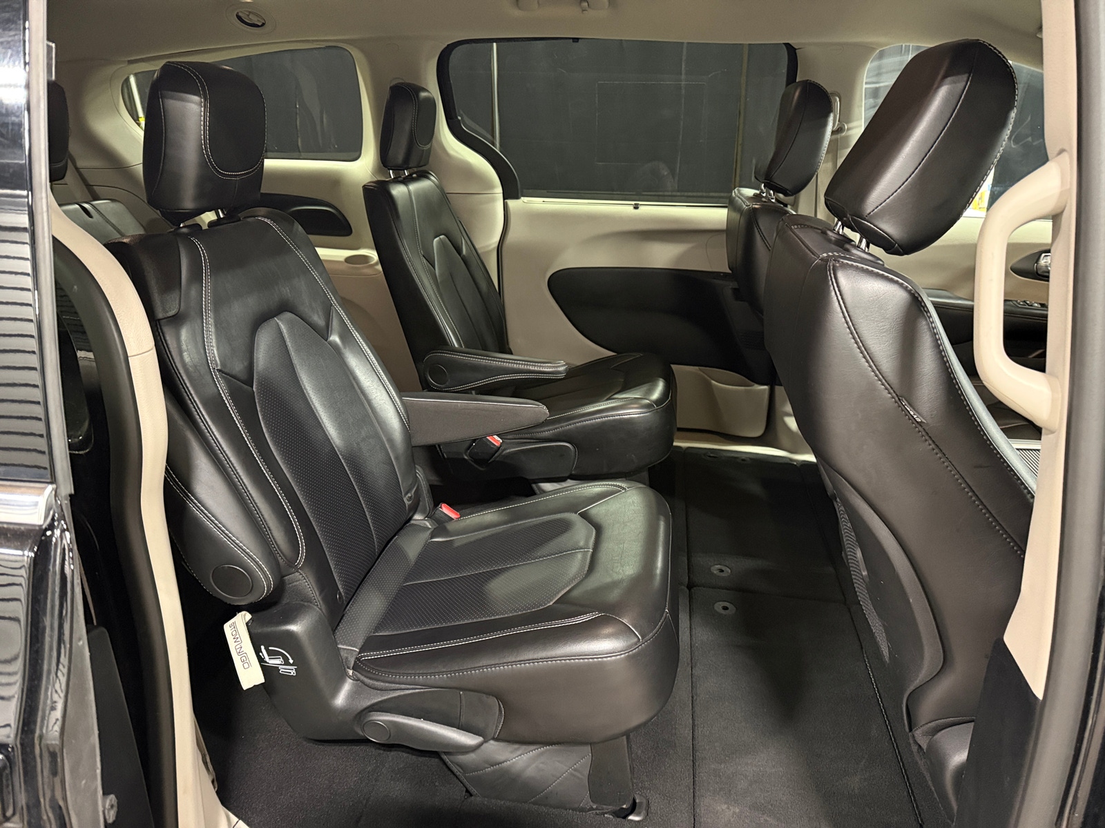 Thumbnail: 2024 Chrysler Pacifica - 5