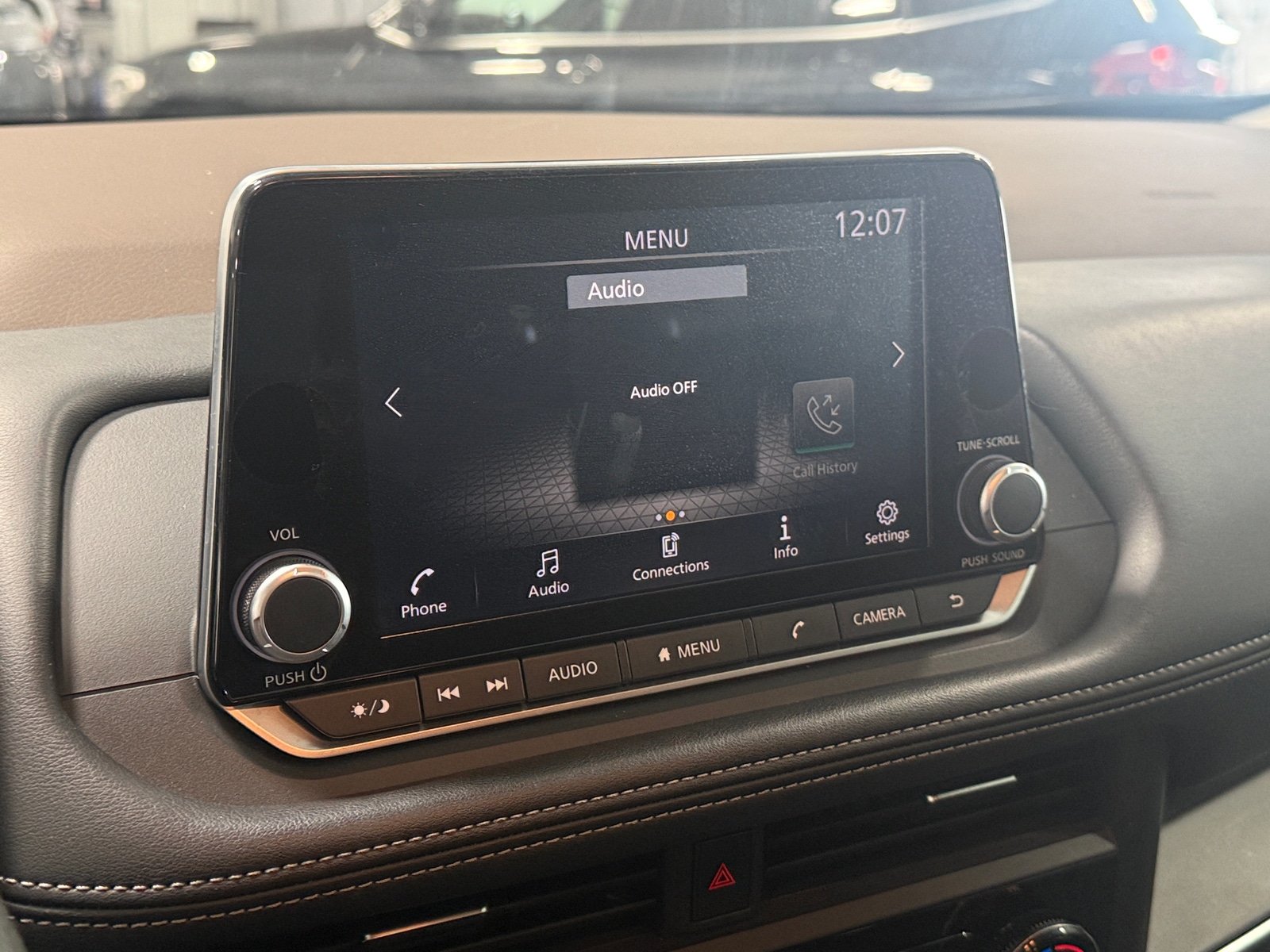 Thumbnail: 2023 Nissan Rogue - 4