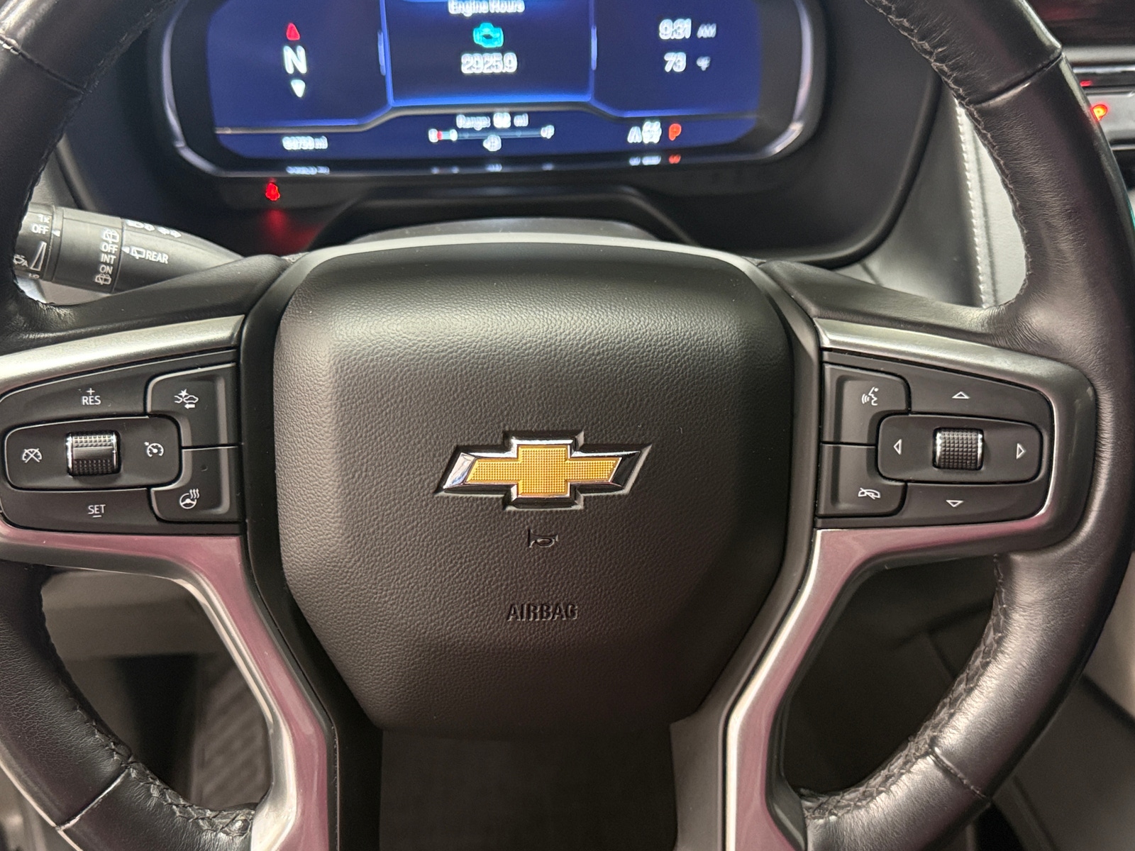 Thumbnail: 2022 Chevrolet Tahoe - 4