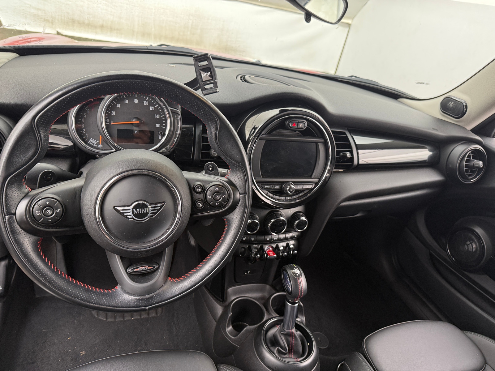 Thumbnail: 2019 MINI Cooper Hardtop - 2