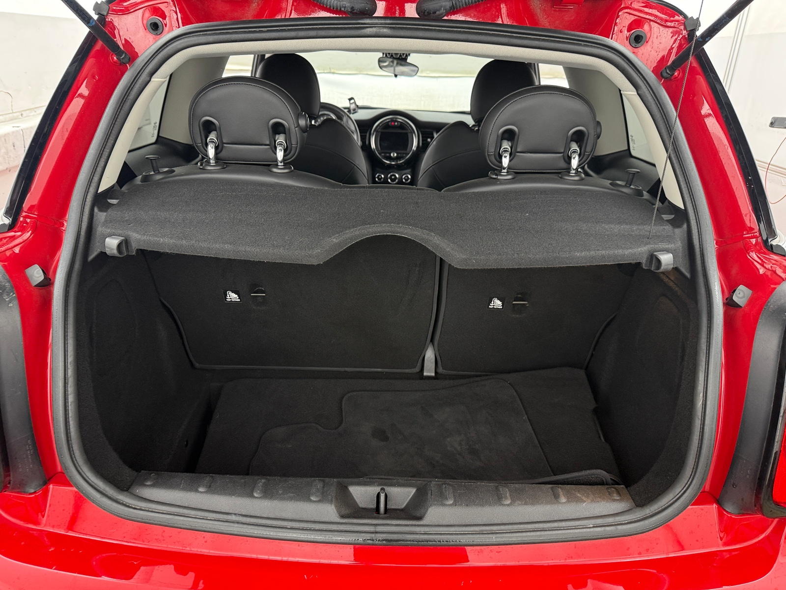 Thumbnail: 2019 MINI Cooper Hardtop - 6