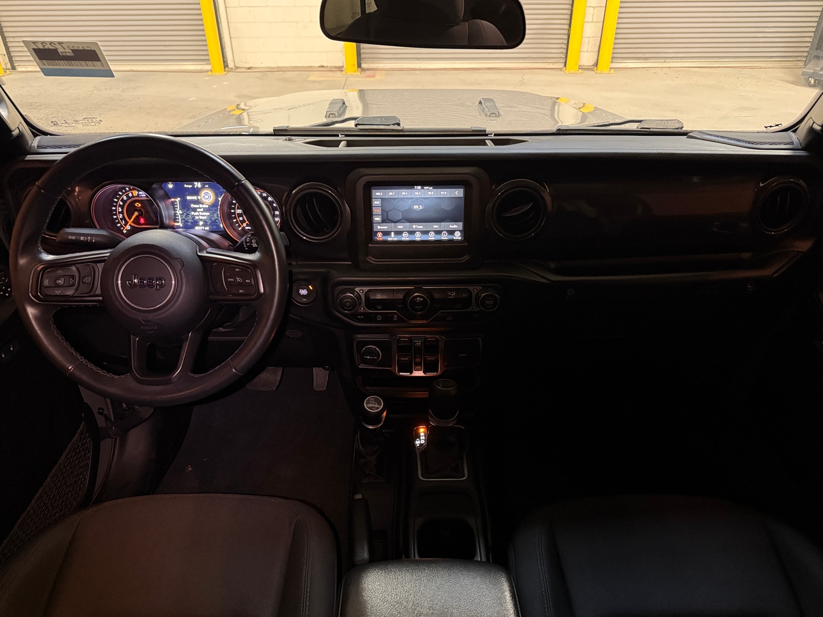 Thumbnail: 2022 Jeep Wrangler - 3