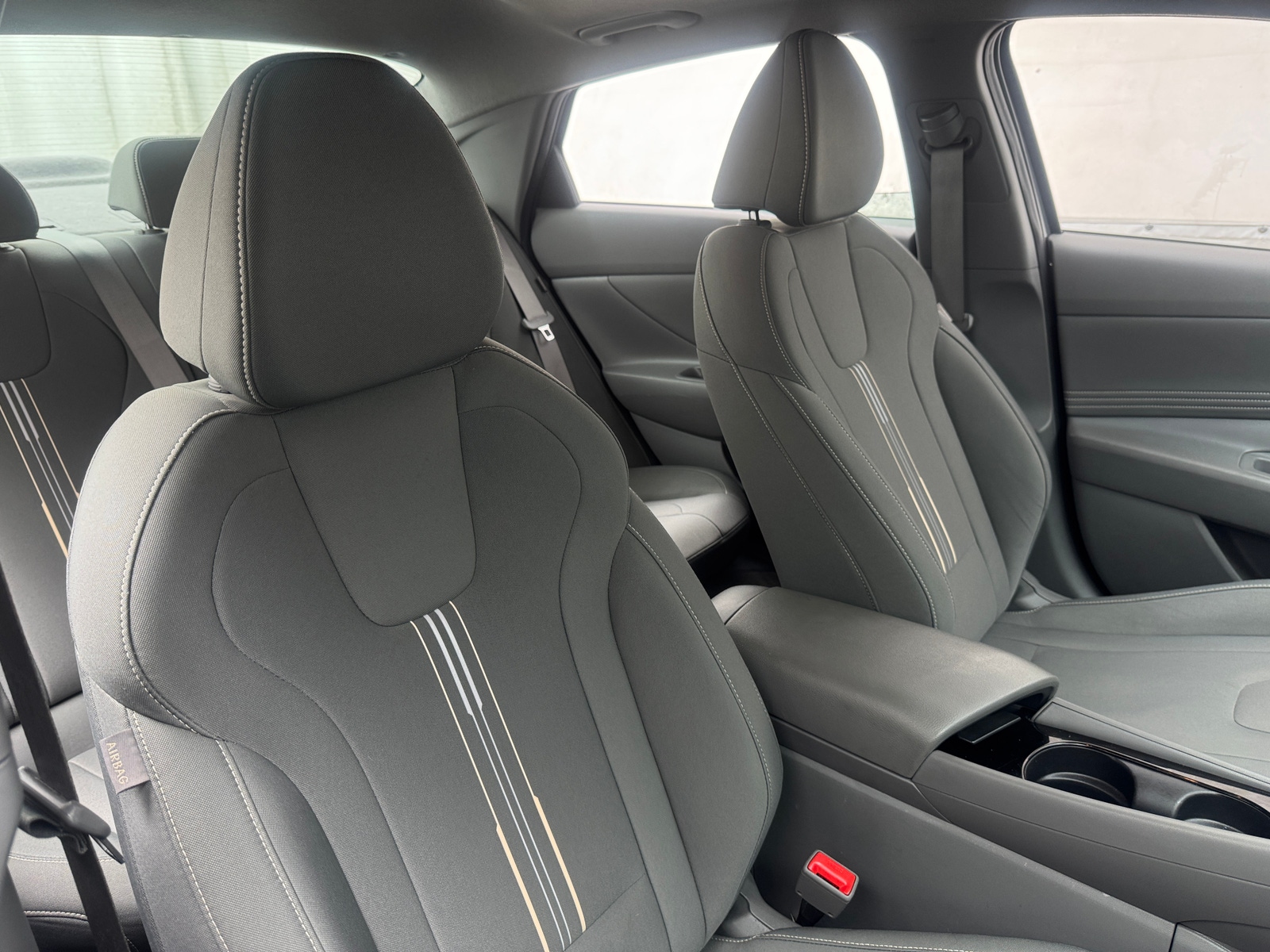 Thumbnail: 2025 Hyundai Elantra - 2