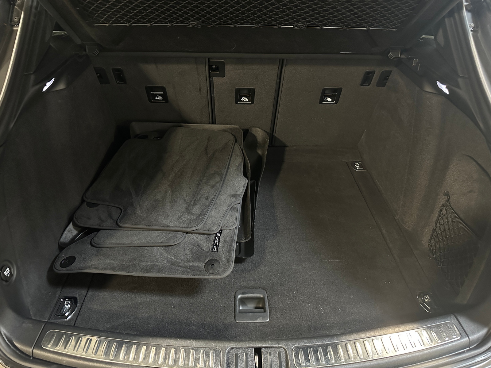 Thumbnail: 2018 Porsche Macan - 6