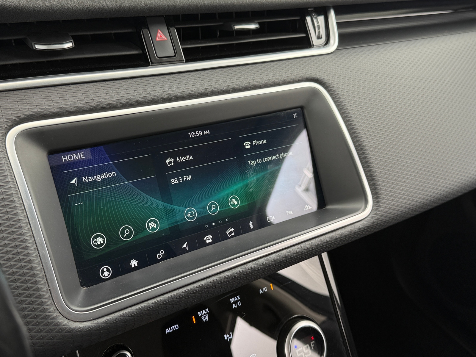 Thumbnail: 2020 Land Rover Range Rover Evoque - 3