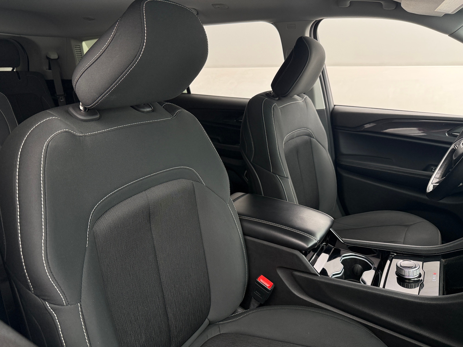 Thumbnail: 2021 Jeep Grand Cherokee L - 2