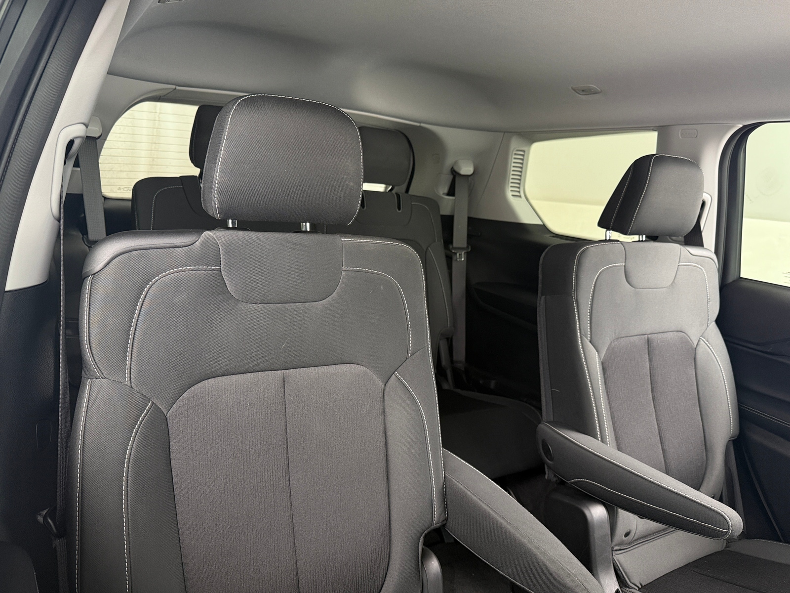 Thumbnail: 2021 Jeep Grand Cherokee L - 6