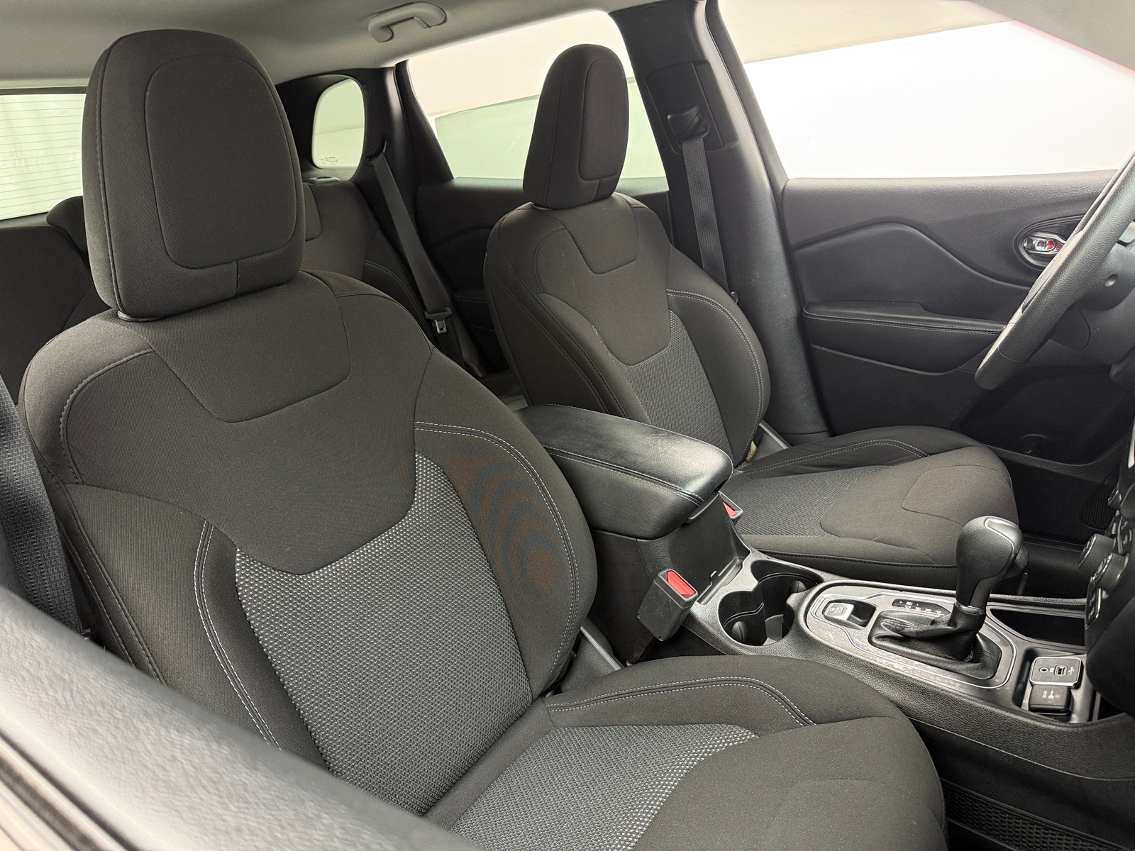 Thumbnail: 2021 Jeep Cherokee - 2