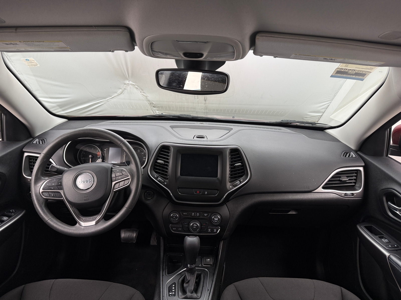 Thumbnail: 2021 Jeep Cherokee - 3