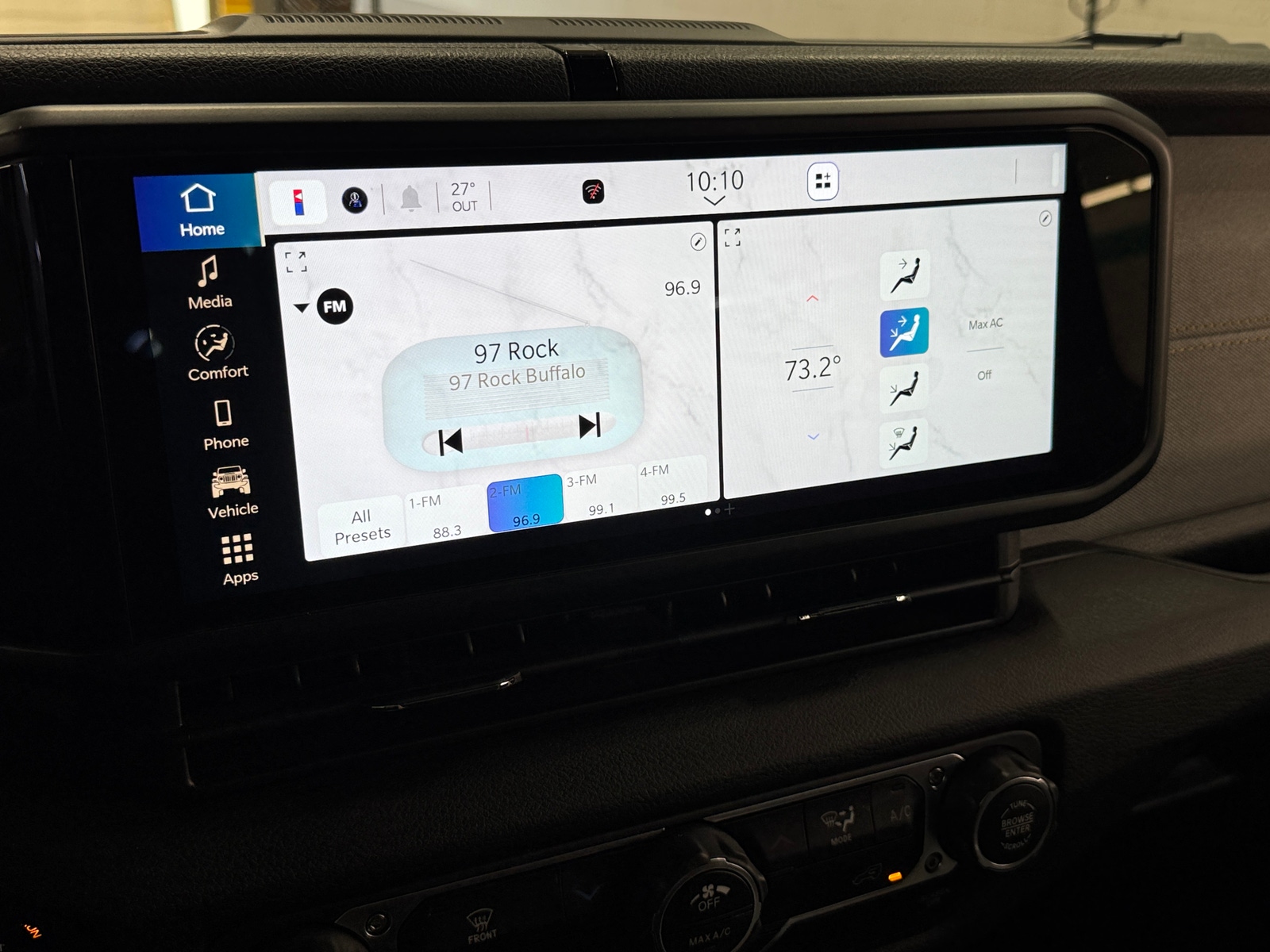 Thumbnail: 2024 Jeep Wrangler - 4