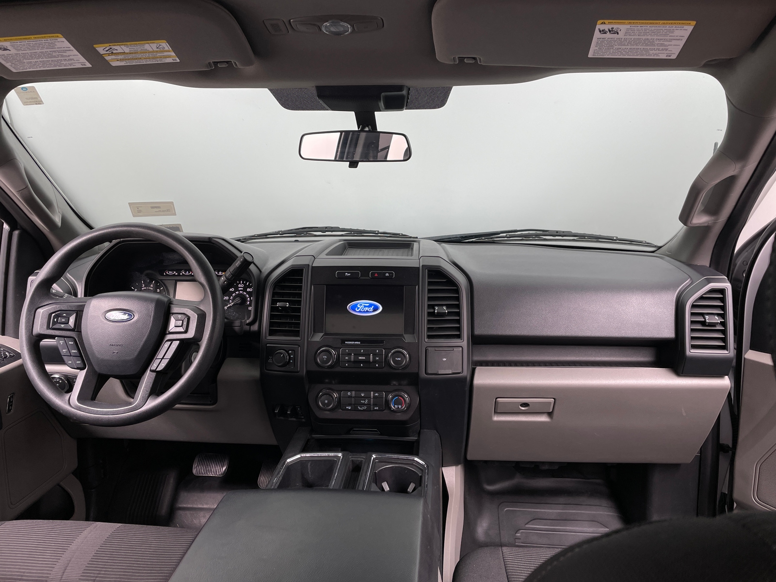 Thumbnail: 2020 Ford Econoline - 3