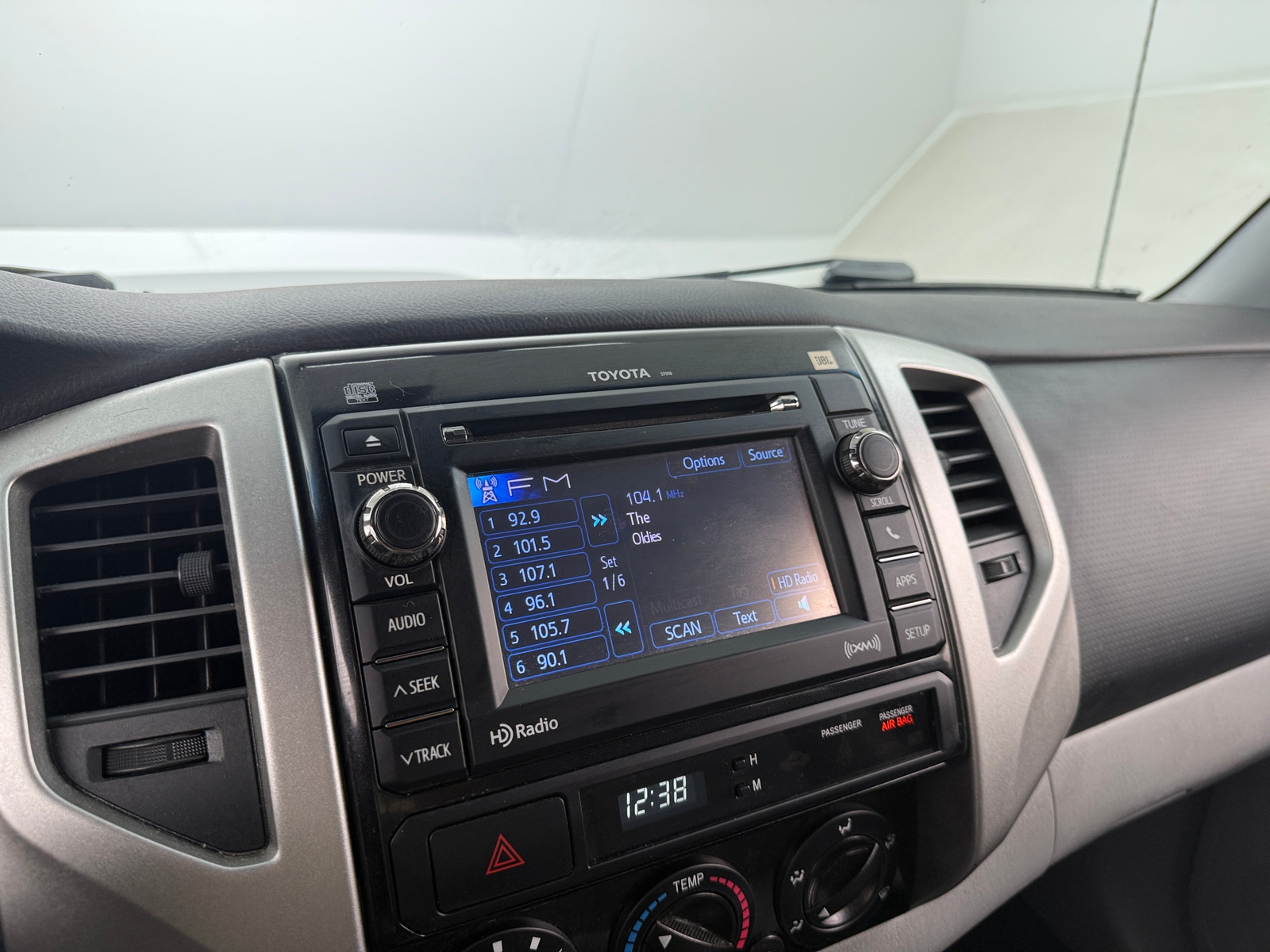 Thumbnail: 2013 Toyota Tacoma - 4