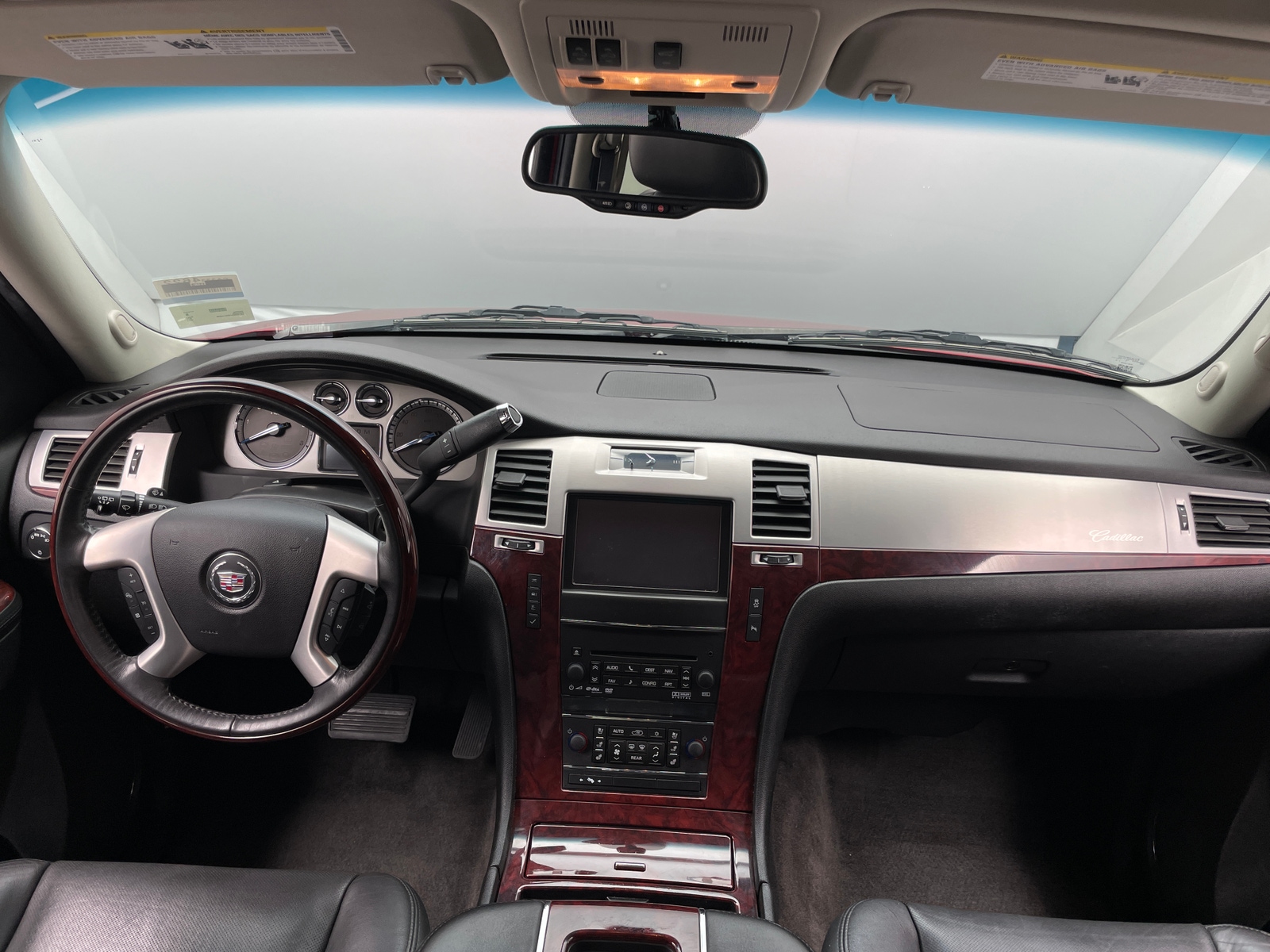 Thumbnail: 2014 Cadillac Escalade - 2